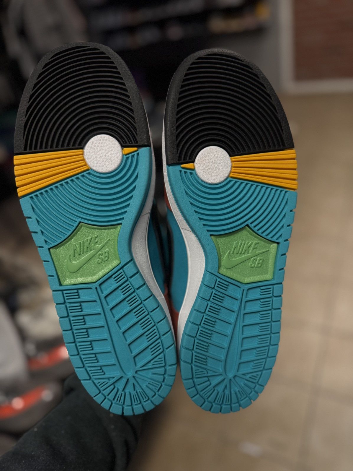 Nike Nike SB High Diorr Greenwood Navajo Arts Size 10.5 Size US 10.5 / EU 43-44 - 11 Thumbnail