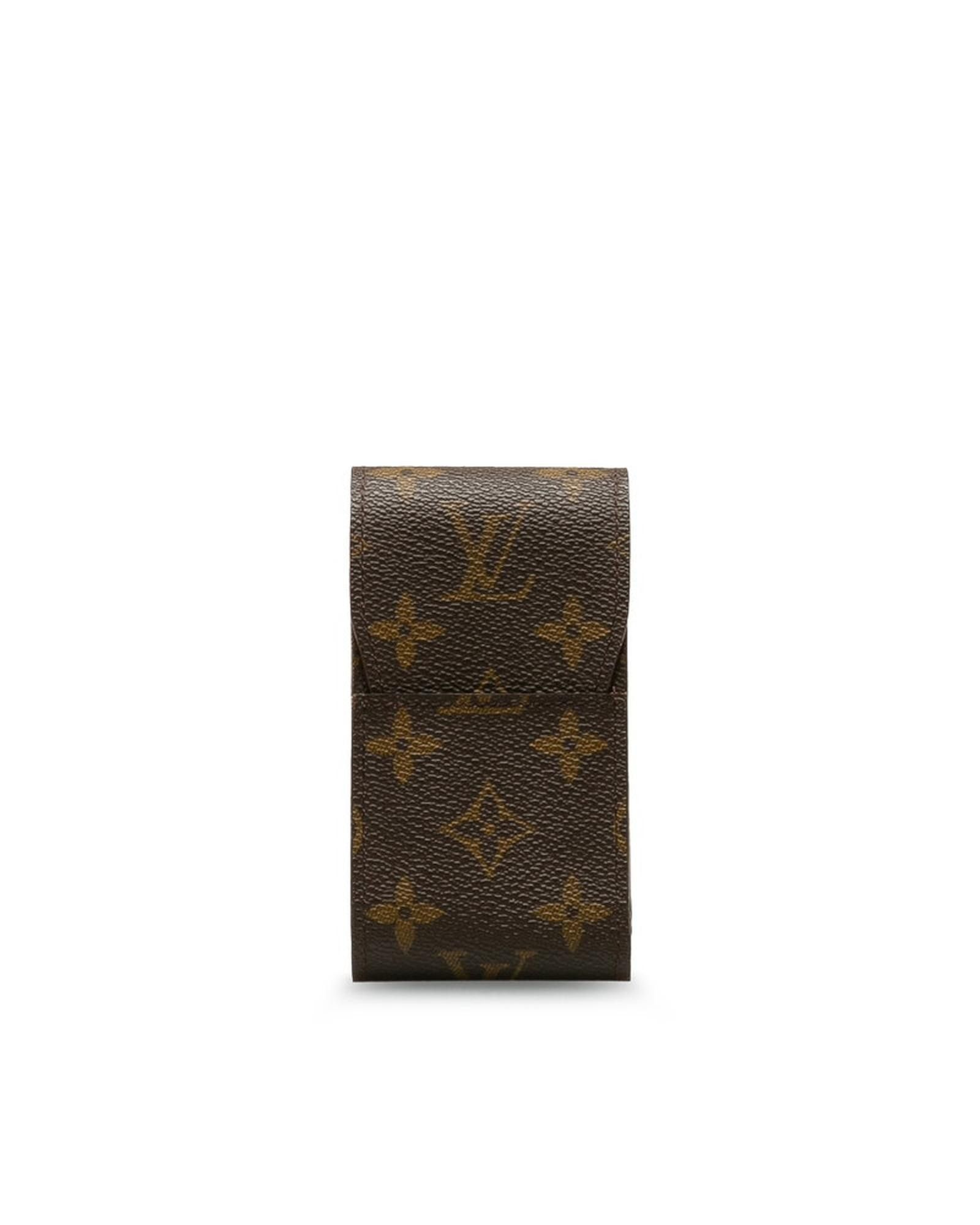 image of Louis Vuitton Monogram Cigarette Case Wallet In Excellent Condition in Brown, Women's