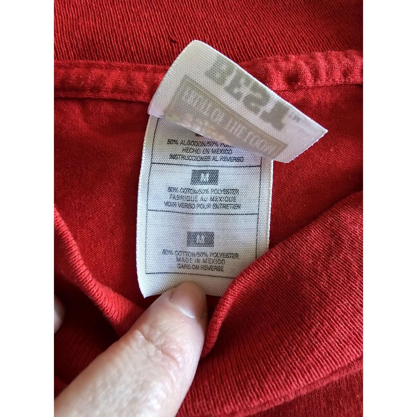 Fruit Of The Loom VINTAGE 90s Red Softball Baseball Single Stitch Tshirt Adult Medium Sports Tee Fruit of the Loom Unisex Graphic Tee Size US M / EU 48-50 / 2 - 6 Thumbnail