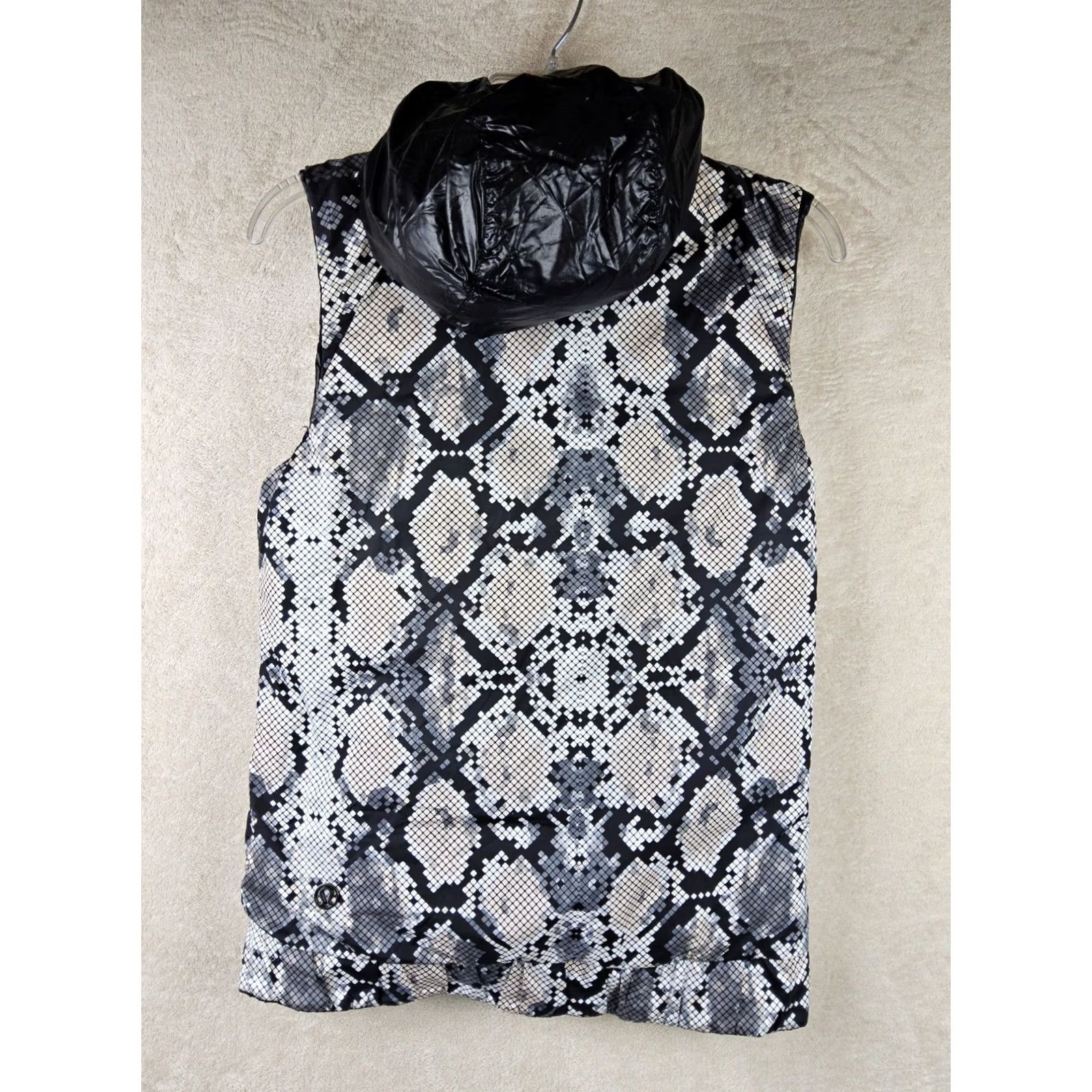 Lululemon Lululemon Reversible Down Puffer Vest Women Size 6 Multicolor Nylon Puffer Jacket Vest Womens 6 Size M / US 6-8 / IT 42-44 - 5 Thumbnail