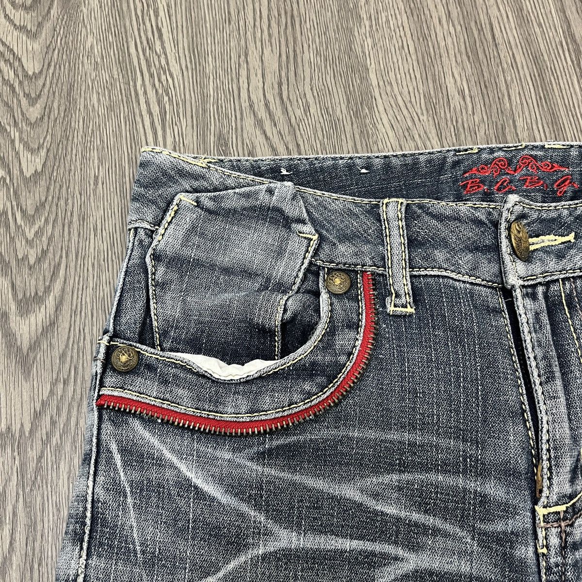 If Six Was Nine B.C.B.G - Flared Denim Fadding with Patch Skull Lgb Style Size US 26 / EU 42 - 5 Thumbnail