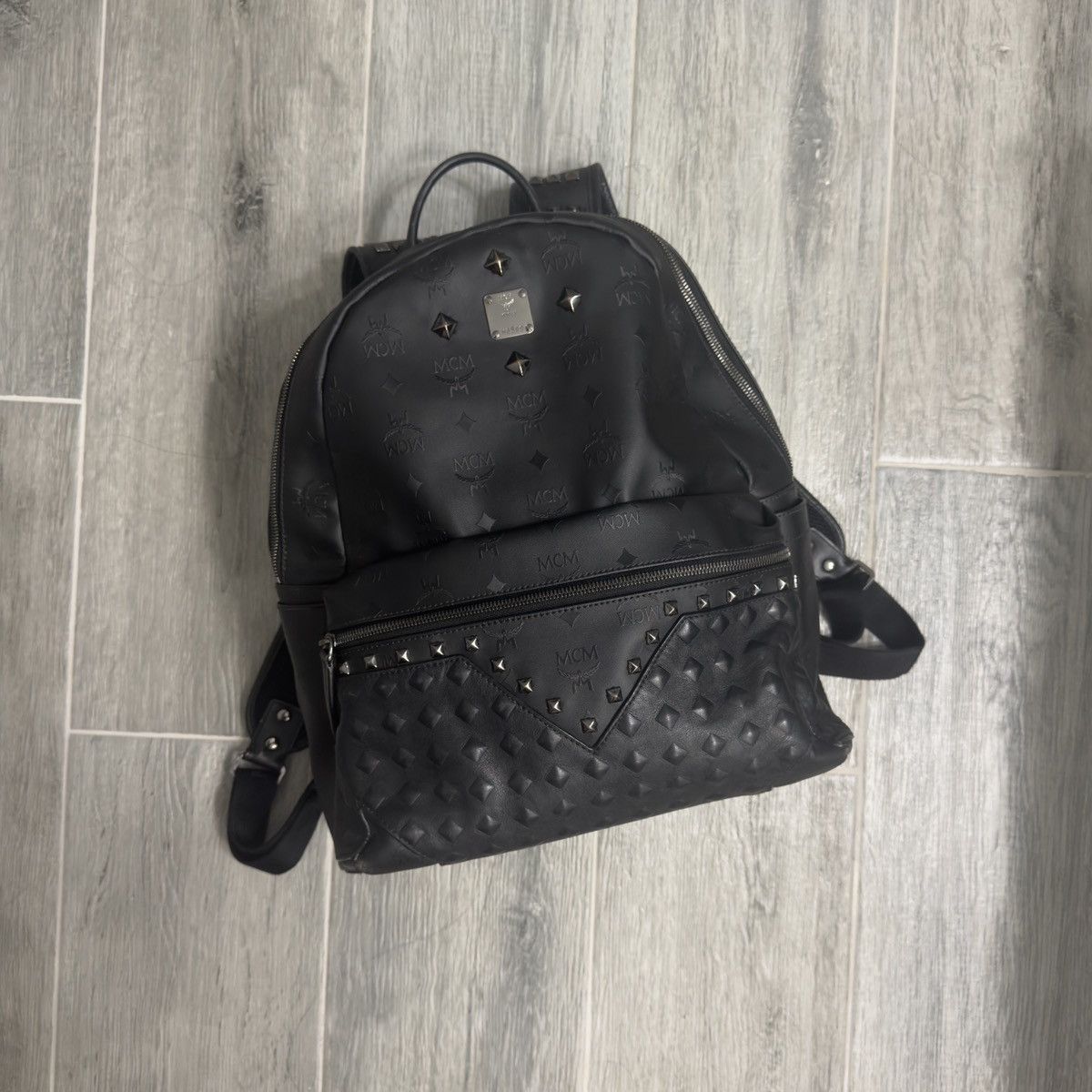 MCM MCM Black Studded Backpack Size ONE SIZE - 1 Thumbnail