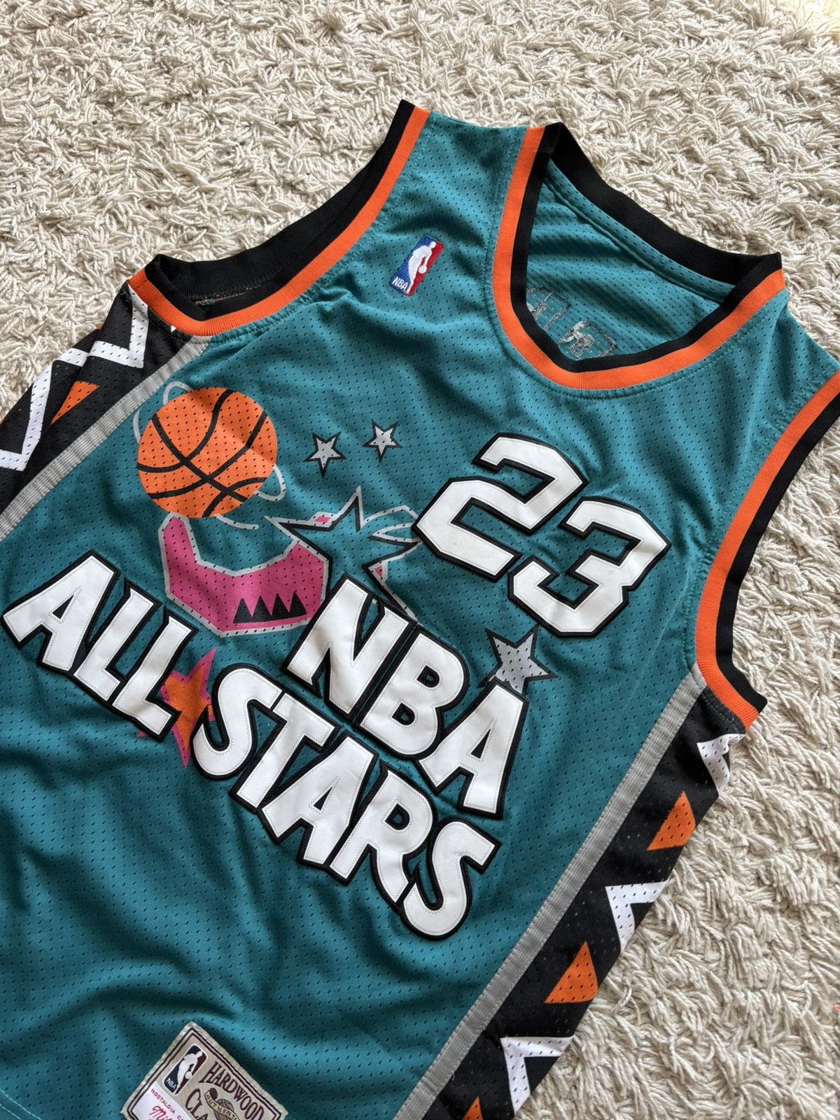 NBA × Nike × Vintage Vintage Streetwear NBA Jersey All Stars Jordan 23 Size US M / EU 48-50 / 2 - 3 Thumbnail