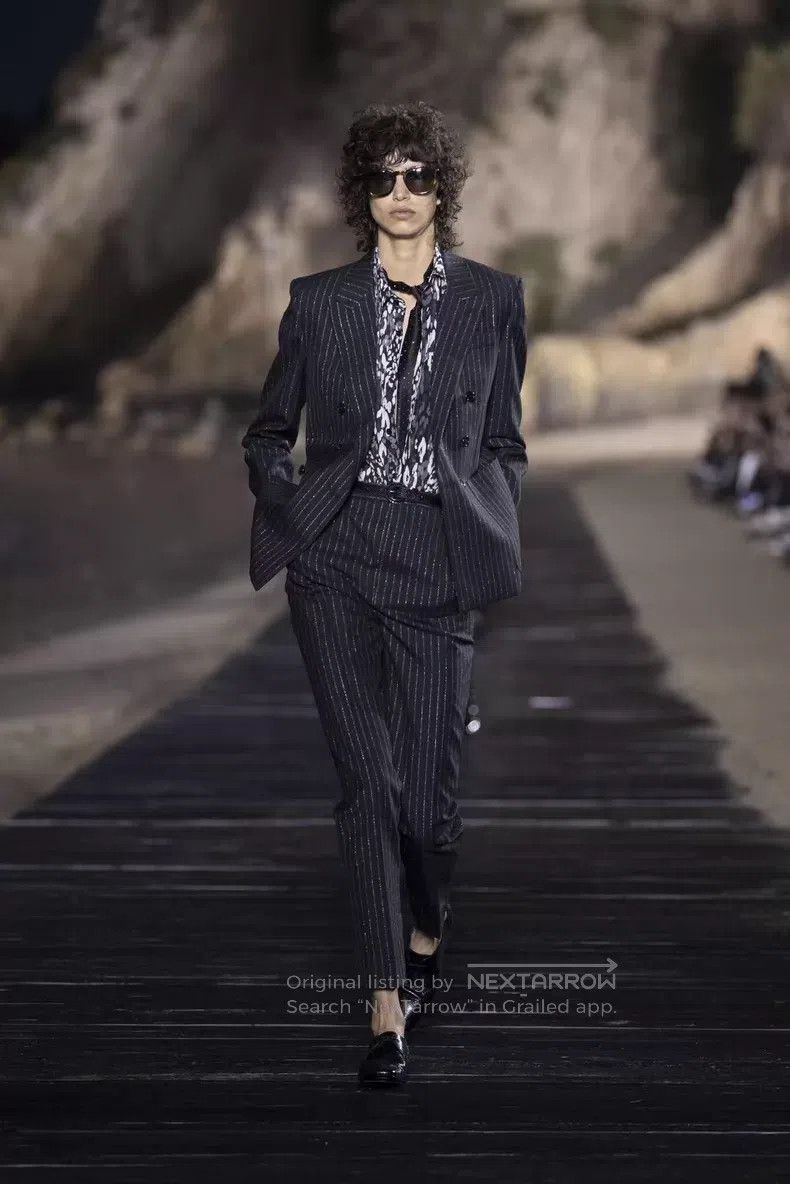 Saint Laurent Paris Saint Laurent Paris Silver Stripe Double-breasted Suit Size US M / EU 48-50 / 2 - 6 Thumbnail