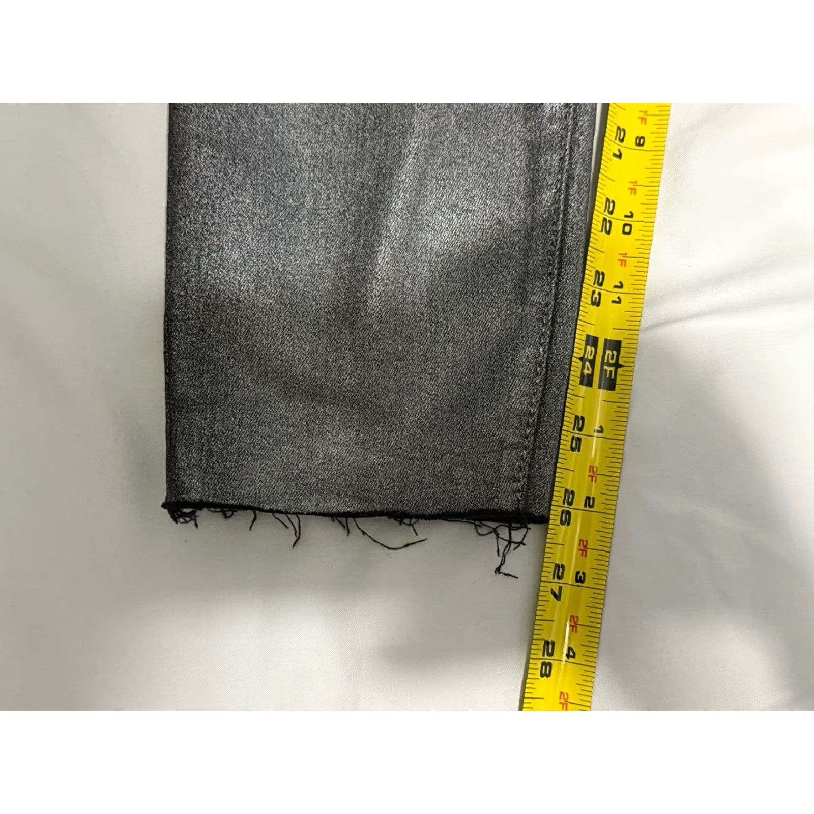 Frank & Eileen VINTAGE Frank & Eileen Women's Slim Fit Crop Jeans Silver 28 High Rise Metallic 2010s Made in USA Size 28" / US 6 / IT 42 - 4 Thumbnail