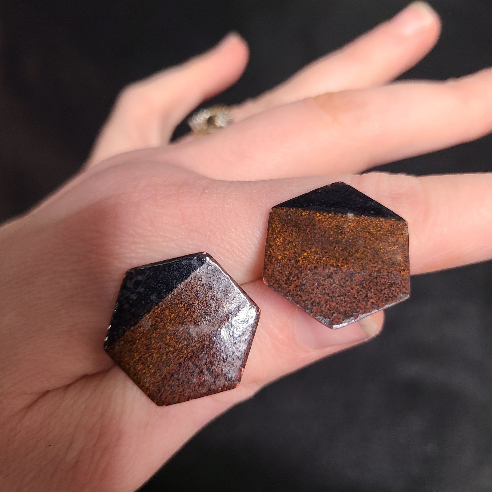 Vintage Vintage Mid-Century Hexagon black brown faux wood cufflinks Size ONE SIZE - 2 Thumbnail