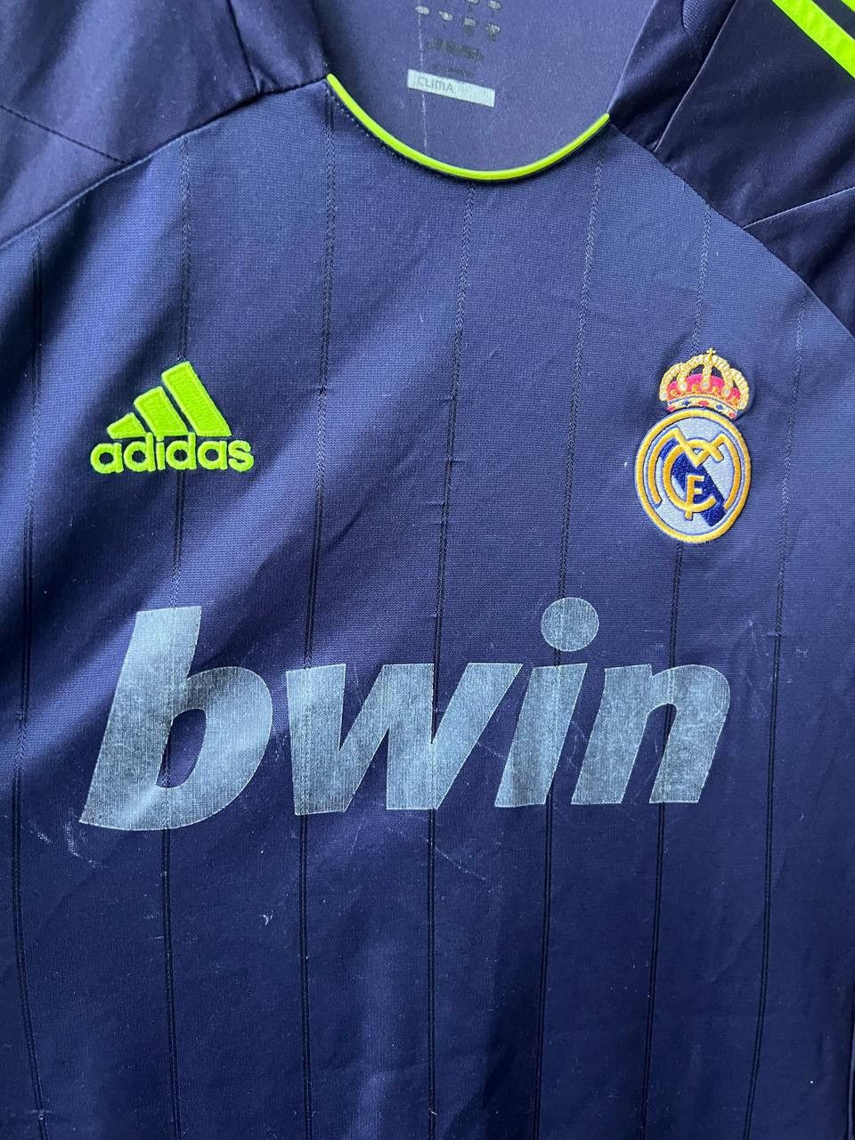 Adidas 2012/13 REAL MADRID AWAY SOCCER JERSEY FOOTBALL SHIRT ADIDAS Size US L / EU 52-54 / 3 - 7 Thumbnail
