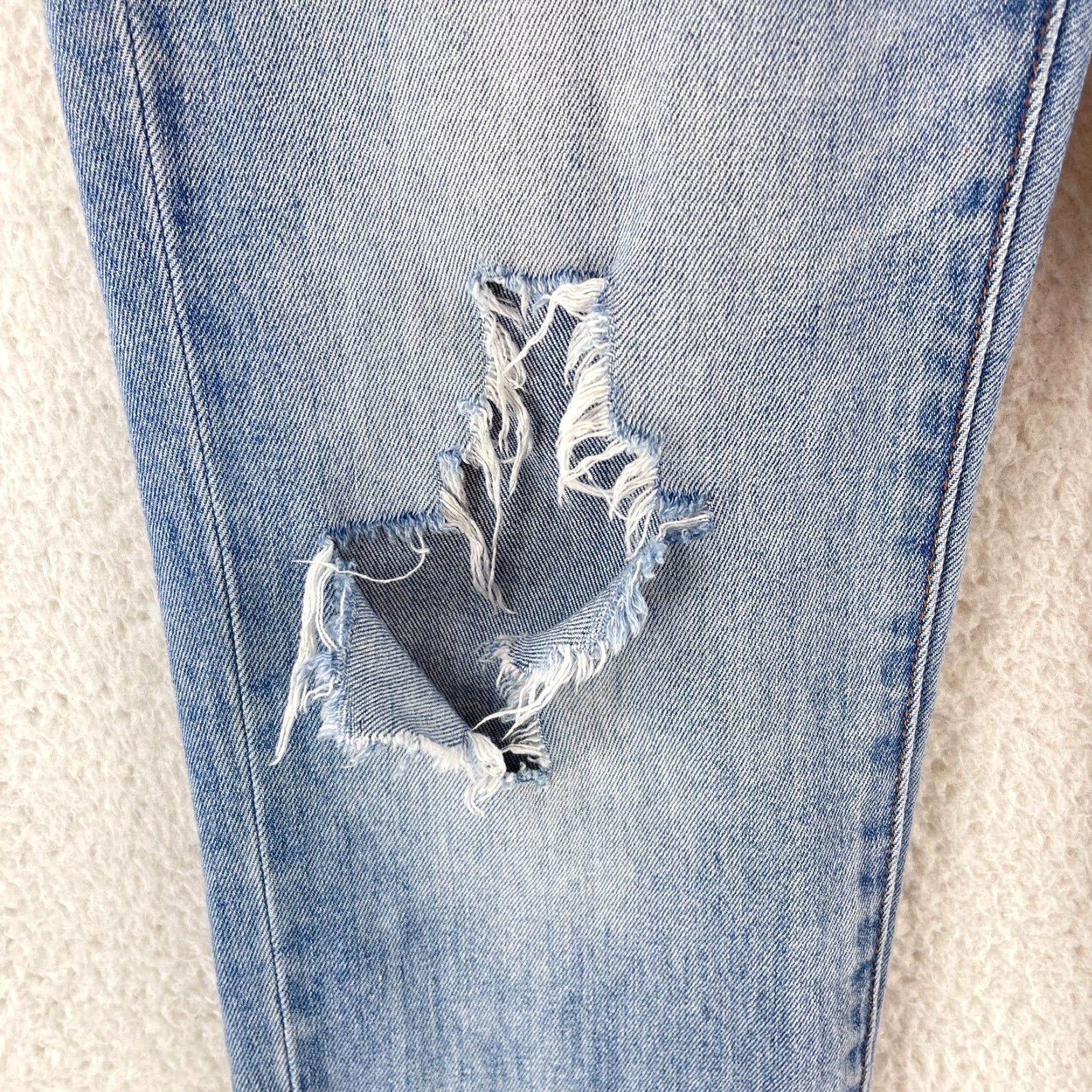 J.Crew J.CREW Jeans Womens Crop Mid-Rise Distressed Blue Denim Size 28 Pants 5-Pocket 26 Inseam Casual Vintage Inspired Size 28" / US 6 / IT 42 - 4 Thumbnail