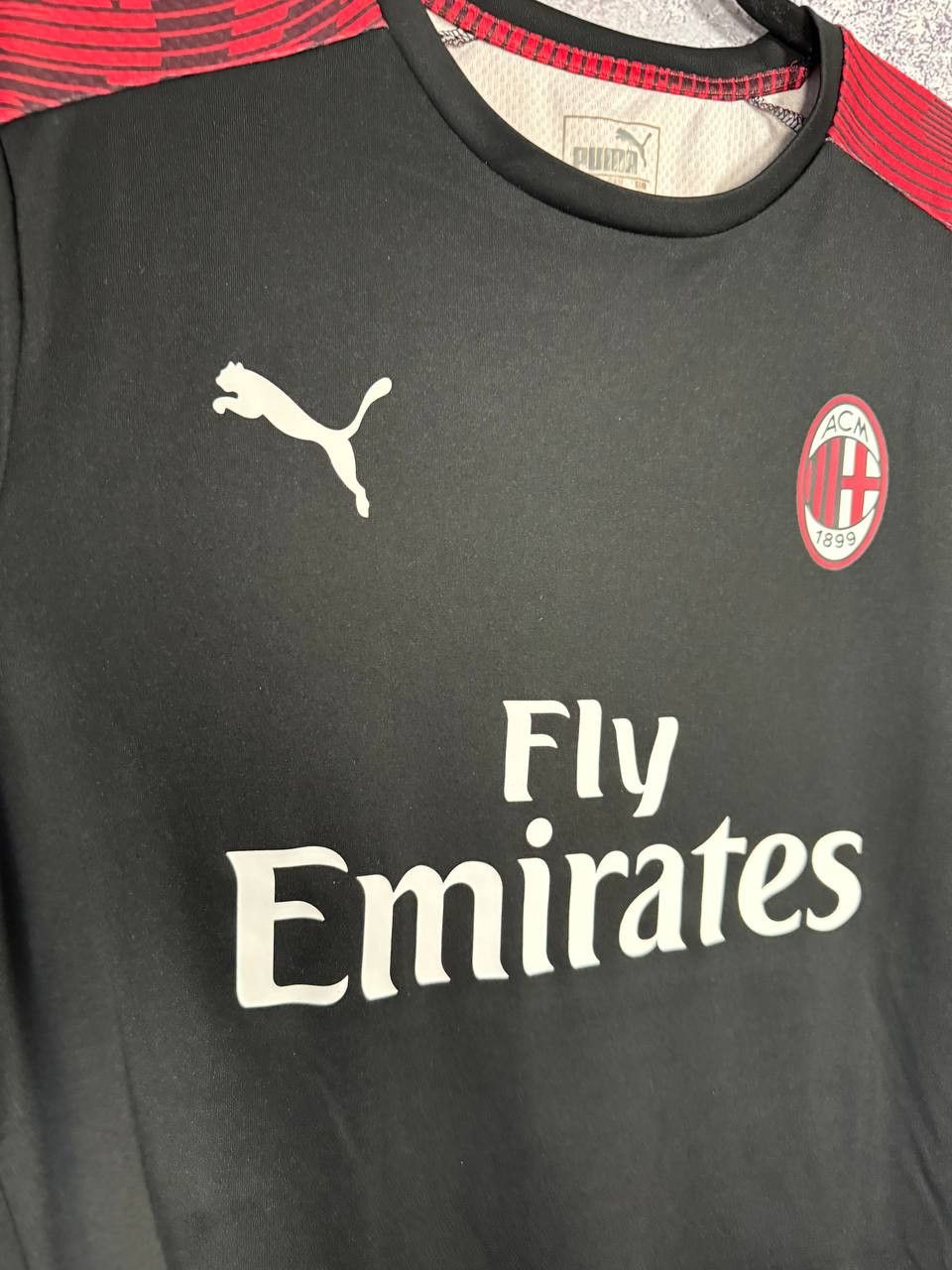 Puma × Vintage Vintage AC Milan 2018/19 Puma Limited Soccer Jersey Size US S / EU 44-46 / 1 - 10 Thumbnail