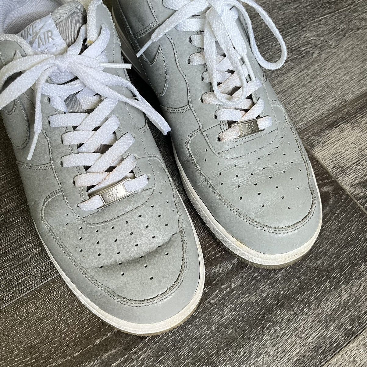 Nike Vintage 2000s Nike Air Force 1 07 ‘Medium Grey’ Shoes 10.5 Size US 10.5 / EU 43-44 - 4 Thumbnail