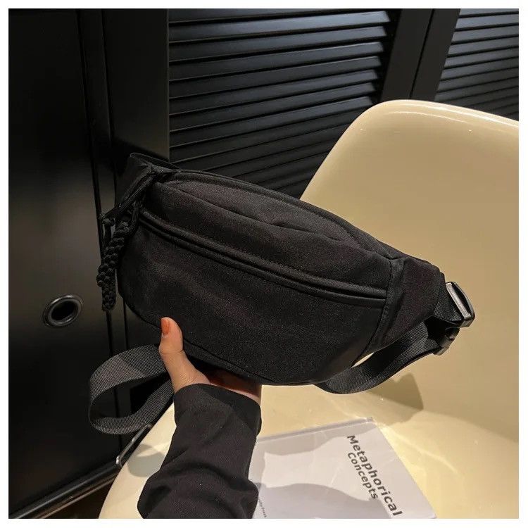 Japanese Brand Banana Sling Crossbody Shoulder Bag Size ONE SIZE - 4 Thumbnail