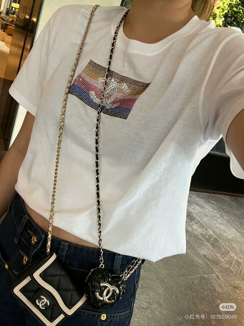 Chanel Chanel 24C vacation series white short-sleeved double C di Size S / US 4 / IT 40 - 8 Thumbnail