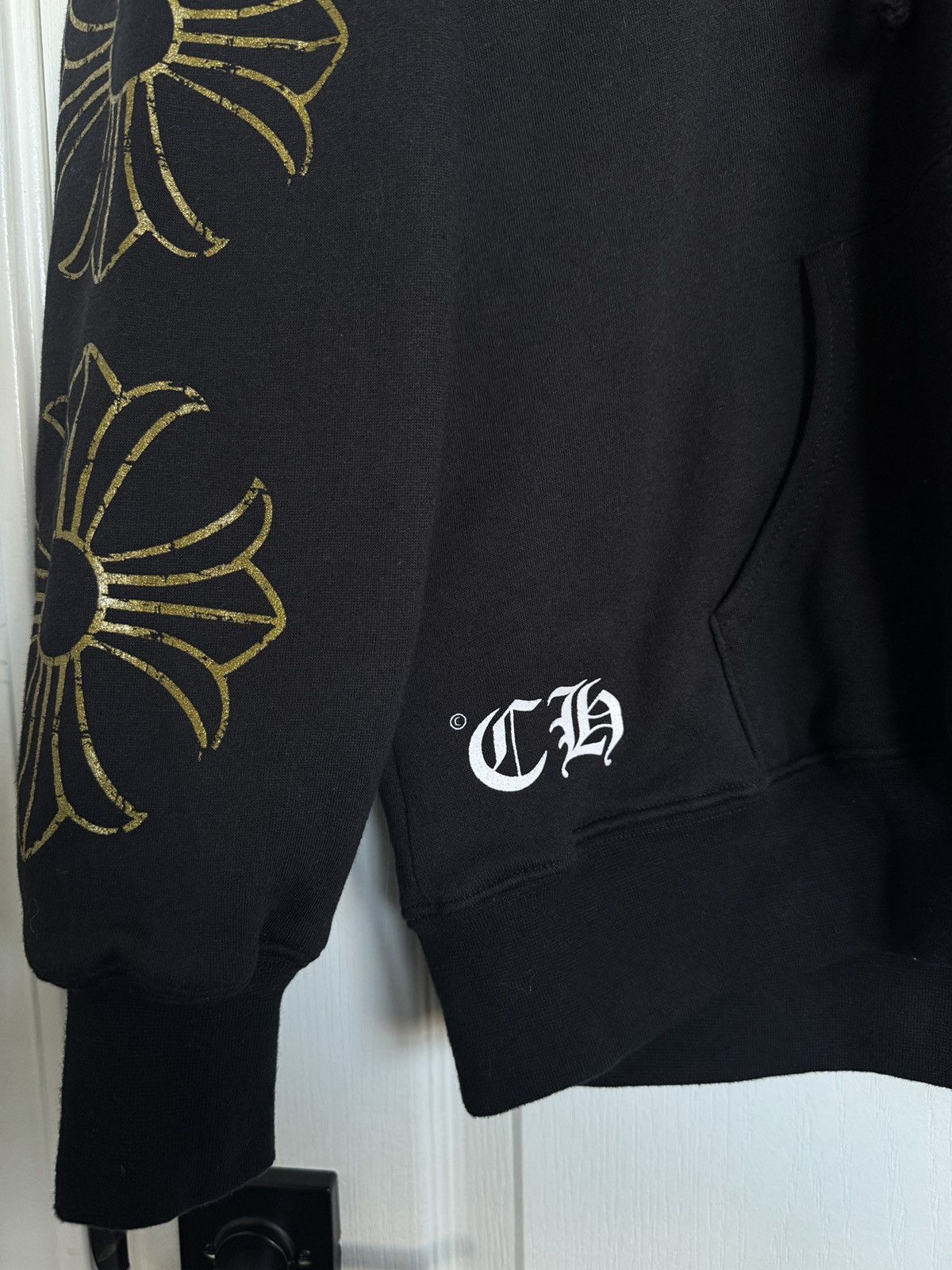 Chrome Hearts Chrome Hearts Gold Horse Shoe Cross Dagger Thermal Hoodie Size US M / EU 48-50 / 2 - 8 Thumbnail