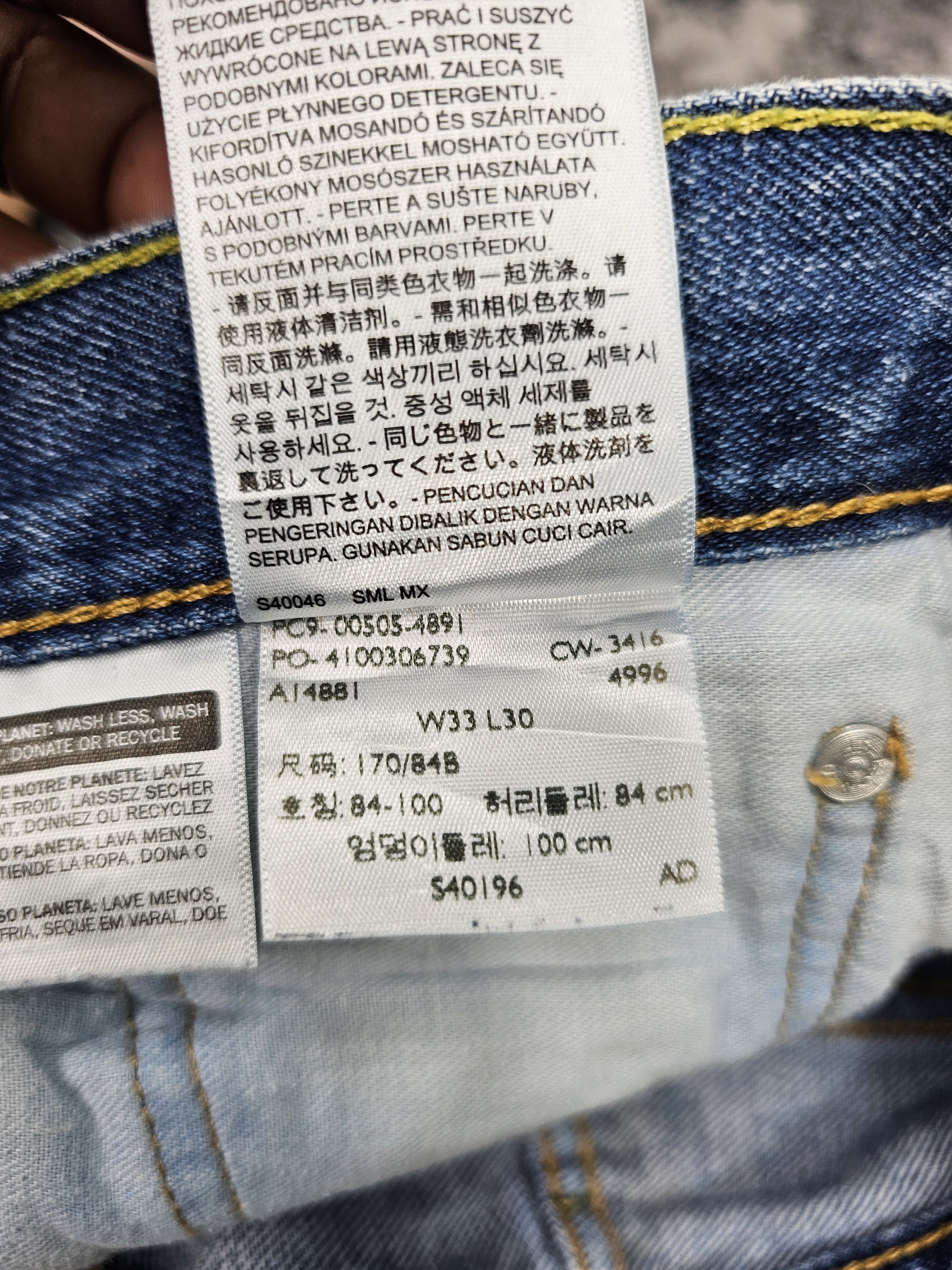 Levi's Vintage Clothing Vtg LEVIS 505 Faded Stain Cropped Blue Jeans 33X29 L0510 Size US 33 - 14 Thumbnail