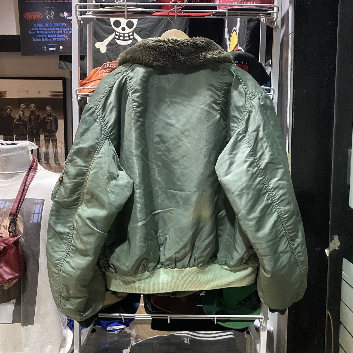 Alpha Industries × If Six Was Nine Vintage Alpha Industries B-15D Fur Hood Flight Bomber Jacket Size US XXL / EU 58 / 5 - 2 Thumbnail