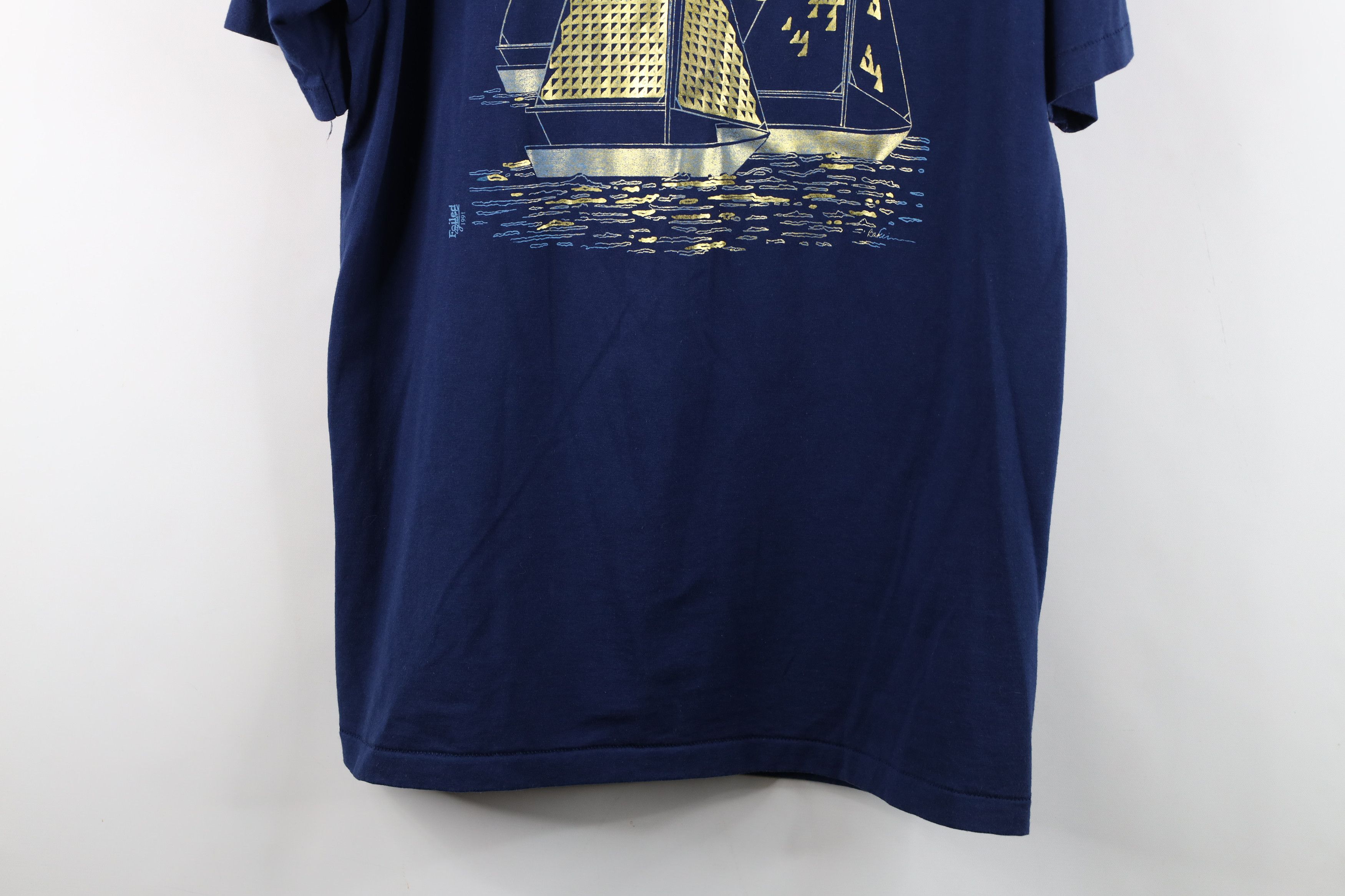 Vintage Vintage 90s Streetwear Foil Sailboat Sailing T-Shirt USA Size US L / EU 52-54 / 3 - 3 Thumbnail