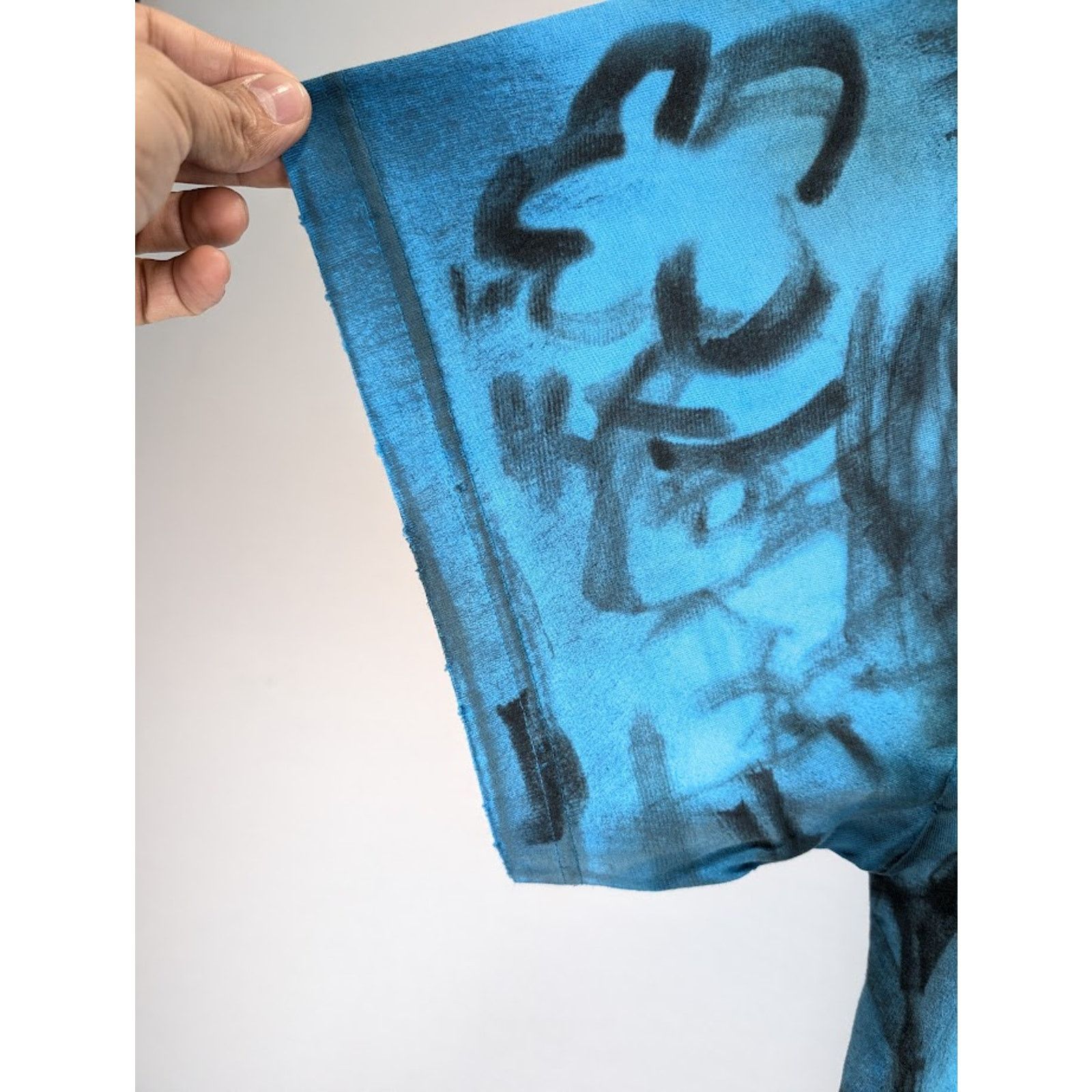 Balenciaga o1rshd1 Oversized T-Shirt Skater Graffiti in Azure Size US S / EU 44-46 / 1 - 5 Thumbnail