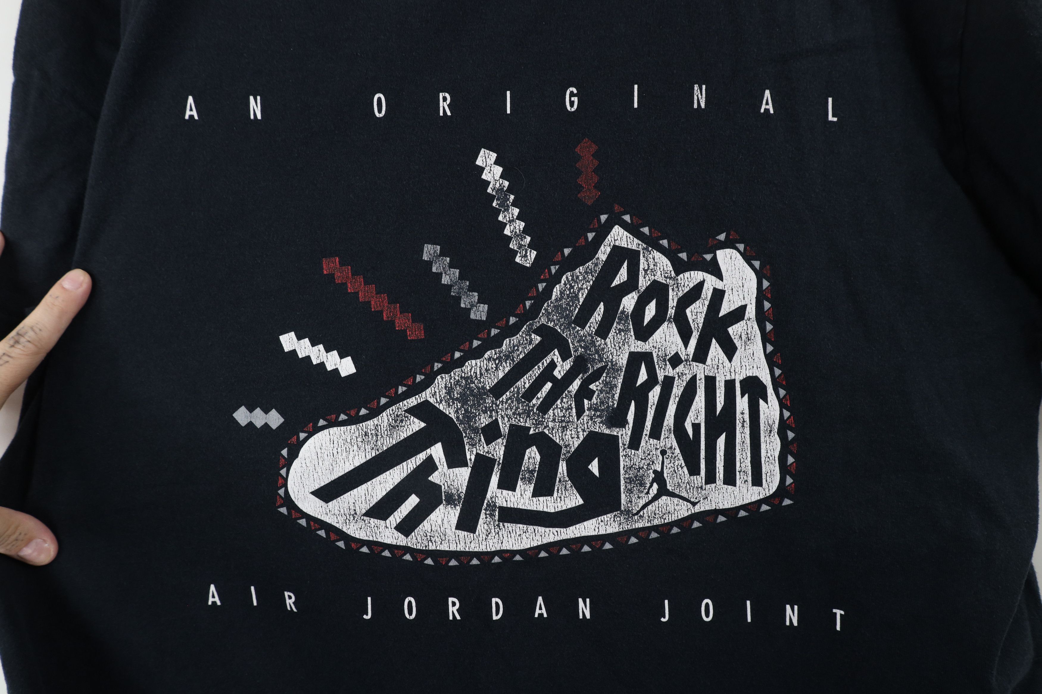 Nike × Vintage Vintage Nike Air Jordan Out Rock The Right Thing T-Shirt Size US L / EU 52-54 / 3 - 4 Thumbnail
