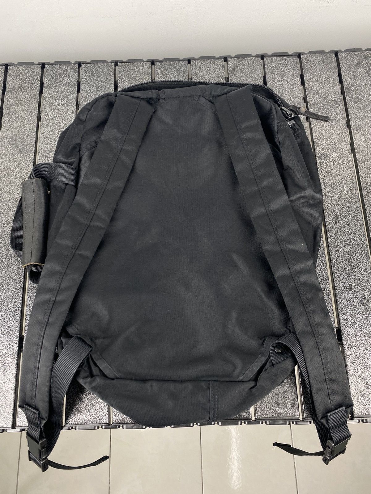 Yohji Yamamoto 2000’s Y’saccs Pour Homme Yohji Yamamoto 2 Way Bagpck Size ONE SIZE - 9 Thumbnail