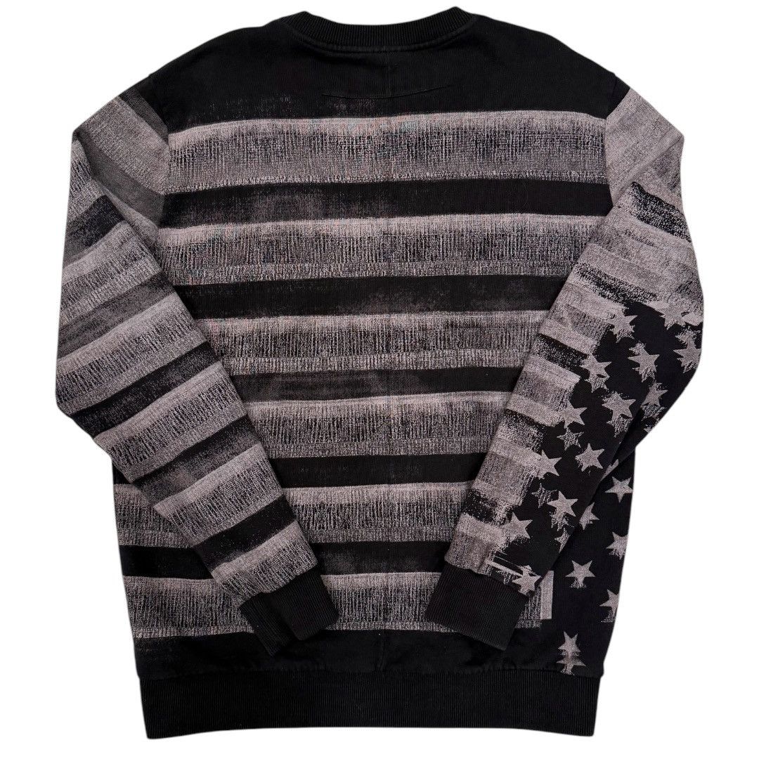 Givenchy GIVENCHY AMERICAN FLAG CREWNECK Size US M / EU 48-50 / 2 - 2 Thumbnail