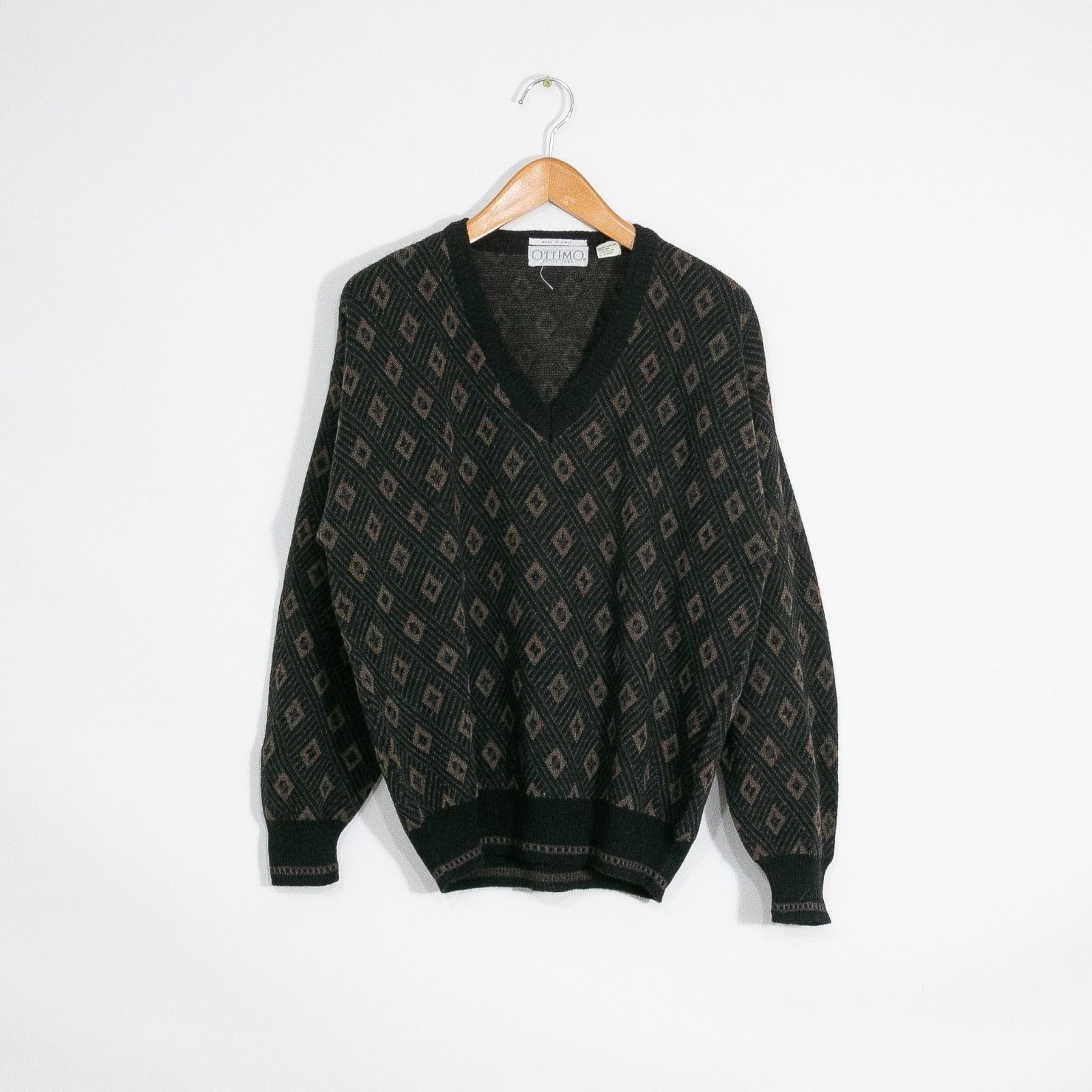 Vintage Vintage Ottimo Diamond Pattern Italian Wool Sweater Large Size US L / EU 52-54 / 3 - 1 Thumbnail