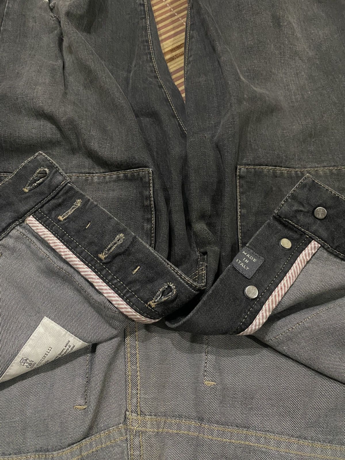Brunello Cucinelli Brunello Cucinelli Dark Wash Smoky Black Distressed Jeans Size US 34 / EU 50 - 9 Thumbnail