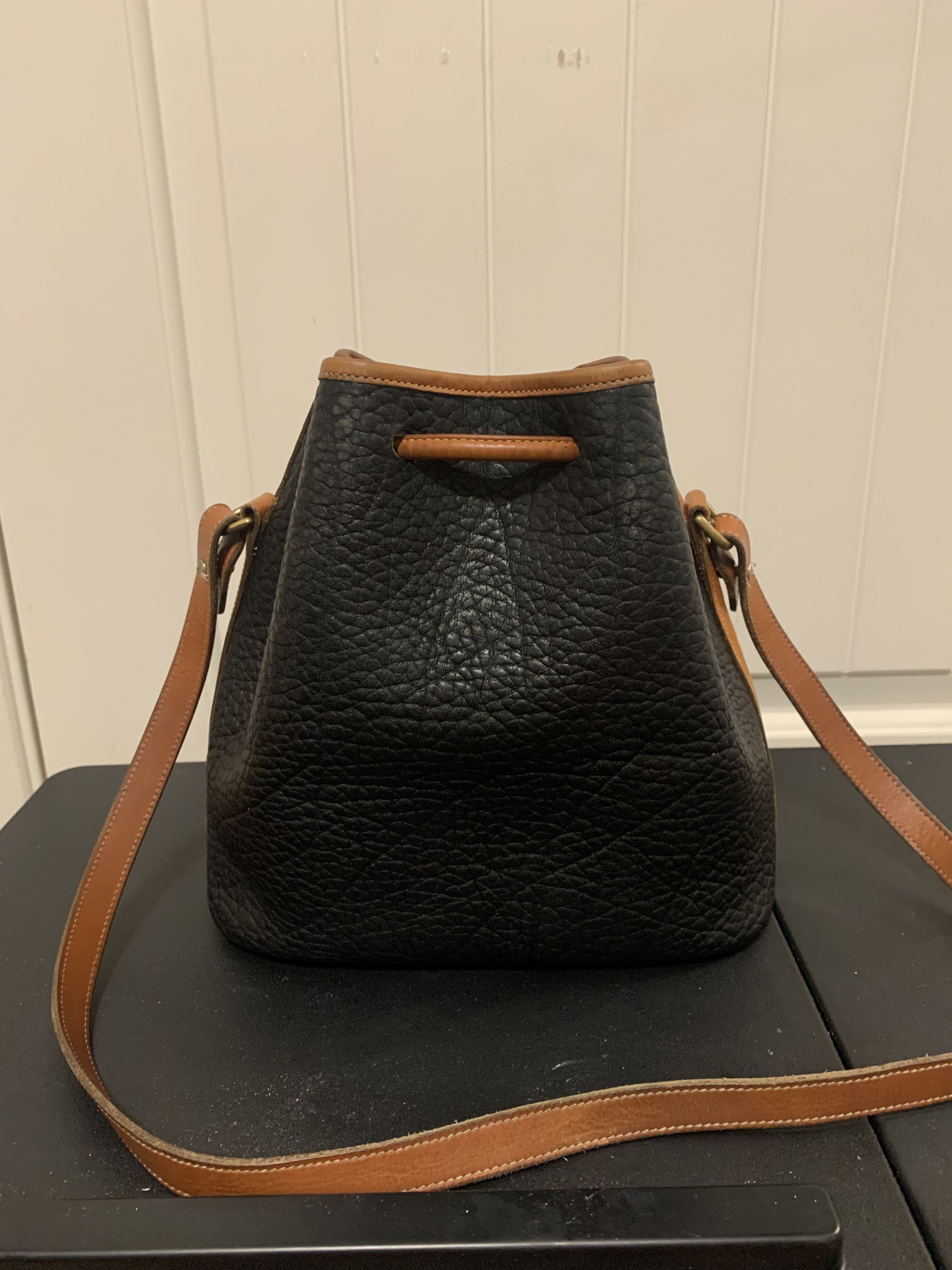 Dooney & Bourke Vintage Dooney & Bourke Drawstring Leather Bag Size ONE SIZE - 2 Thumbnail