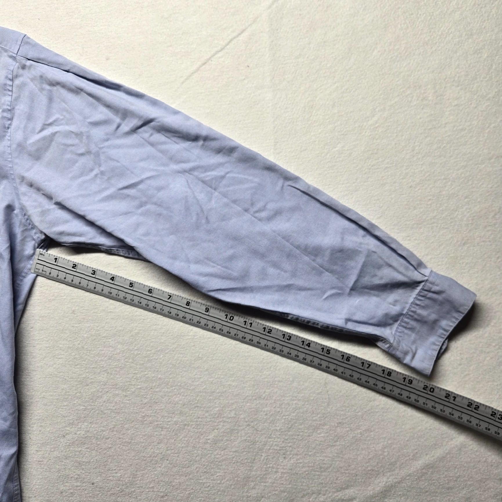 Perry Ellis Perry Ellis Shirt Button-Up Solid Light Blue Long Sleeve 15.5 Mens Regular Adult Blue Portfolio Button Up Shirt 15.5 Mens Size US M / EU 48-50 / 2 - 5 Thumbnail