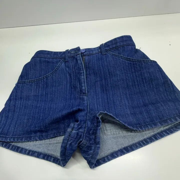 Chanel Chanel Blue Striped Denim Shorts for Women Size 22" - 6 Thumbnail