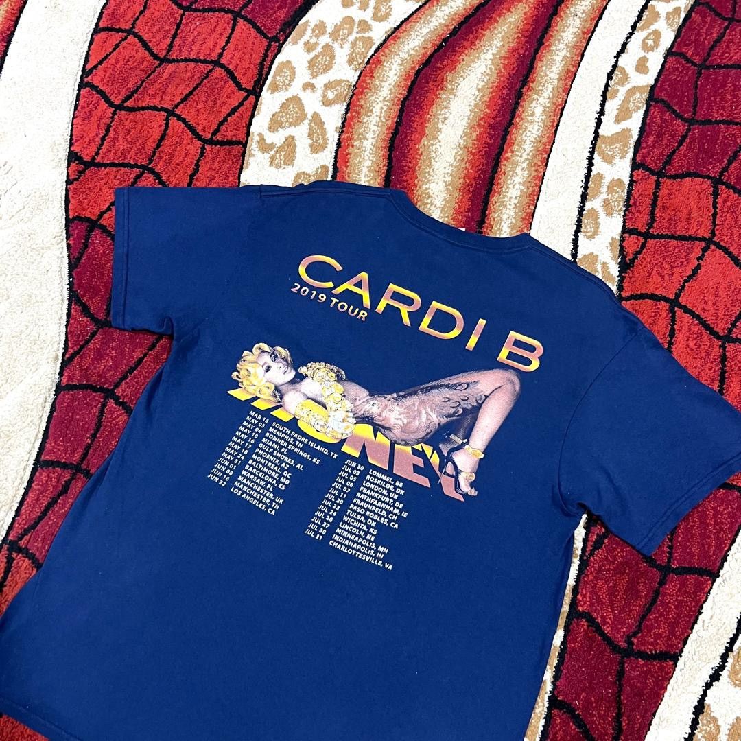 Band Tees Vintage 2019 Cardi B Naked Pussy Tour T Shirt Size US L / EU 52-54 / 3 - 5 Thumbnail