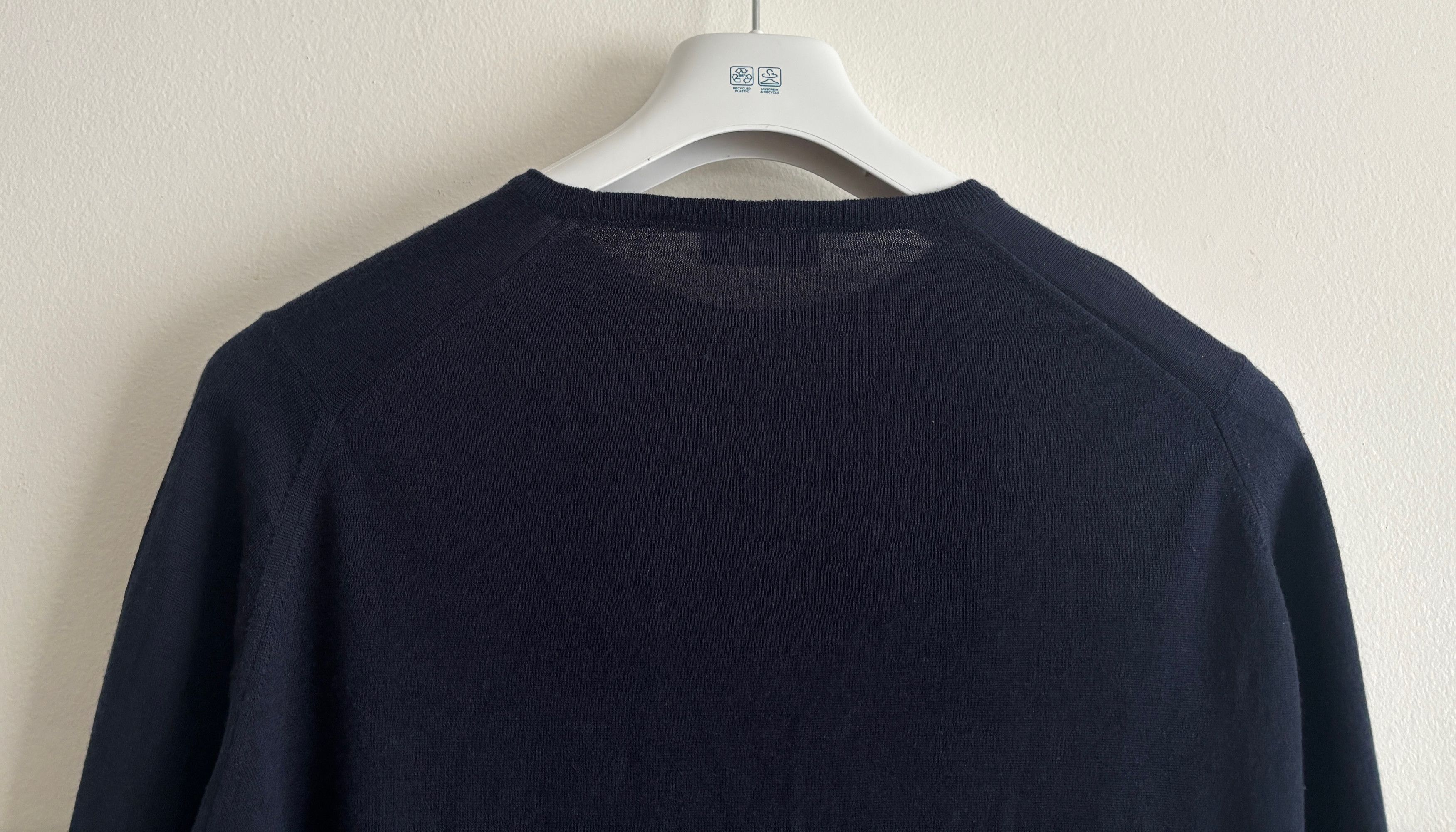John Smedley $380 Navy Blue Extrafine Merino Wool Sweater - Medium Size US M / EU 48-50 / 2 - 6 Thumbnail