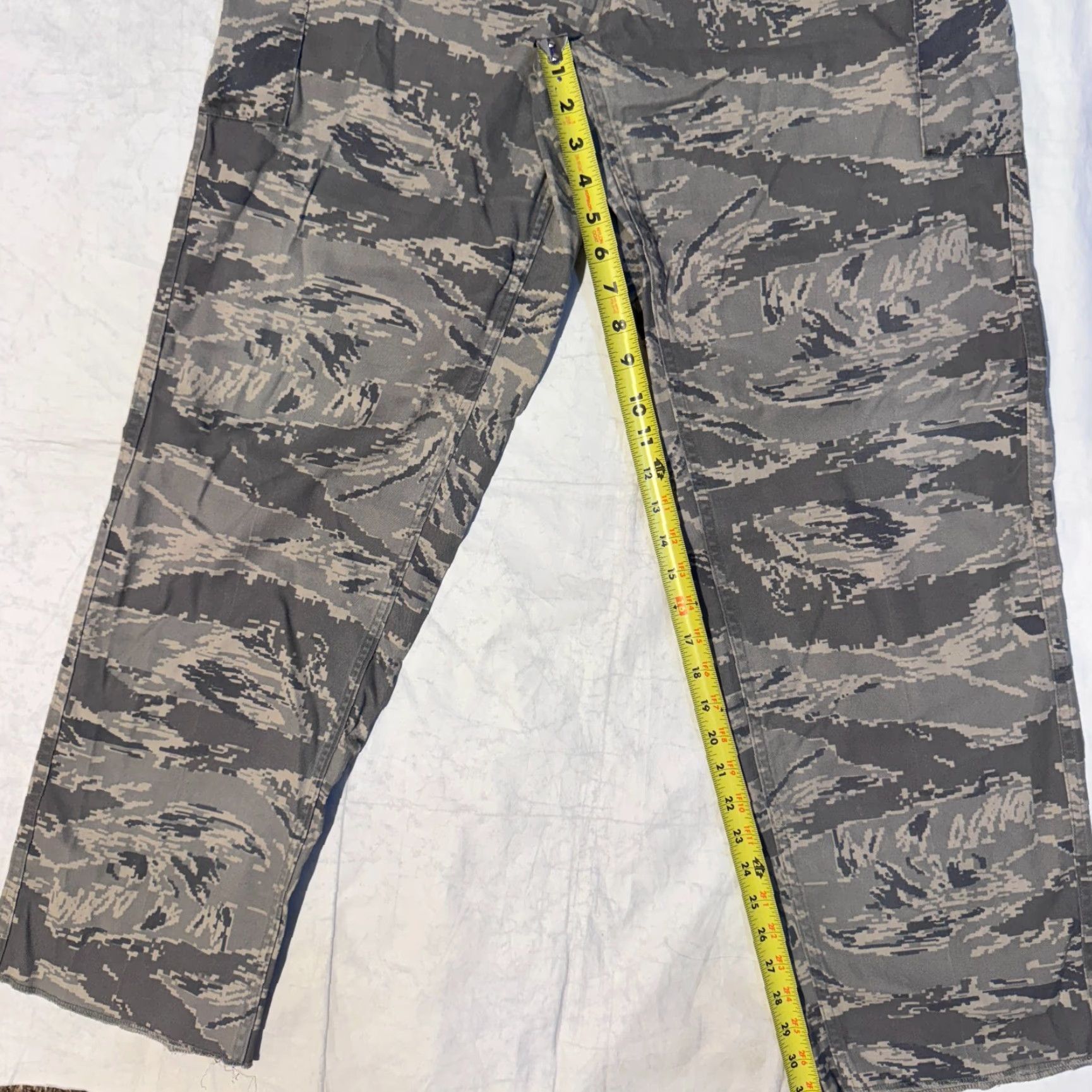 American Apparel American Apparel Camo Maternity Cargo Pants Women’s 14 Long 30x31 Green Camouflage Cargo Pockets Size 36" / US 14 / IT 50 - 3 Thumbnail