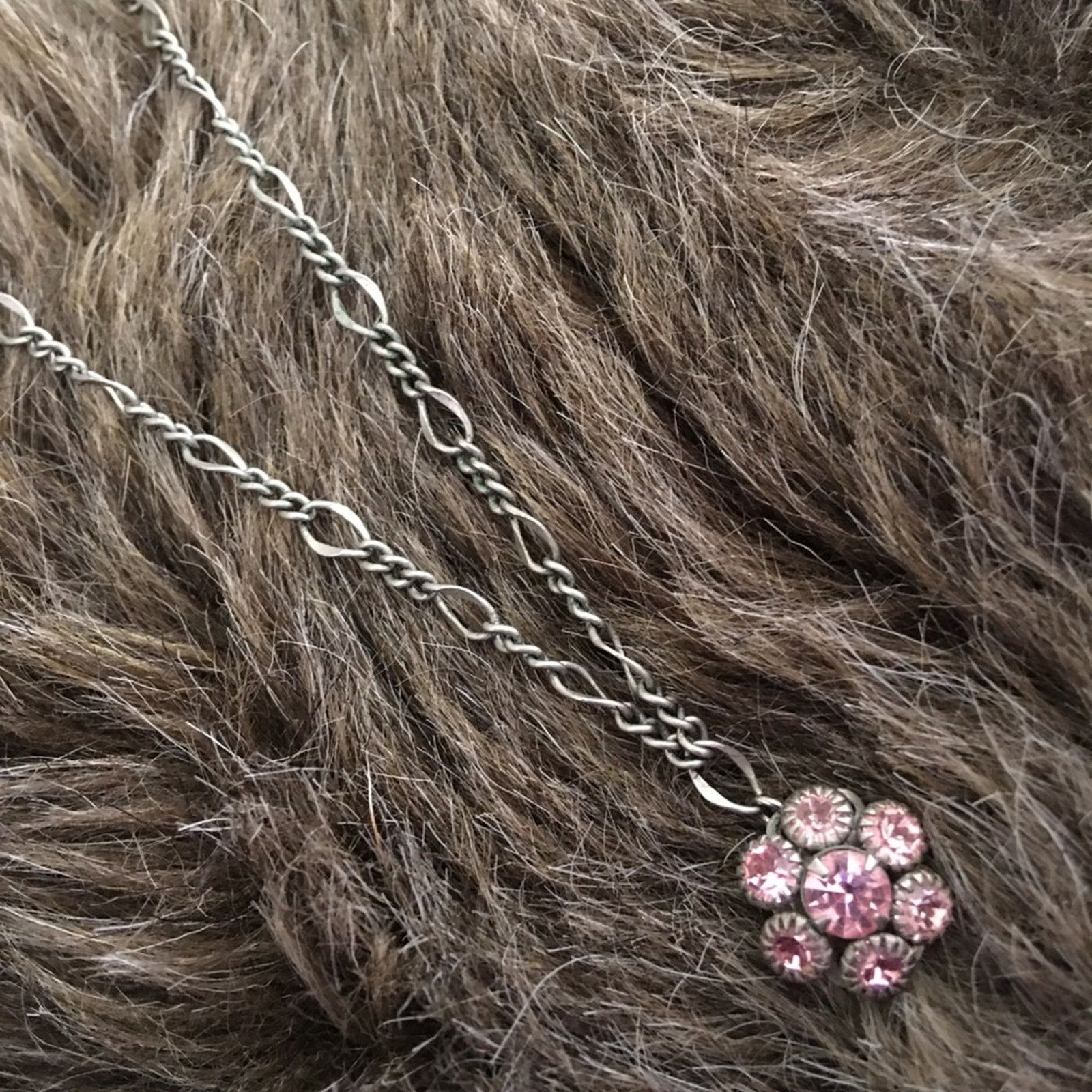 Vintage Vintage 80s pink rhinestone pendant on chain Size ONE SIZE - 6 Thumbnail