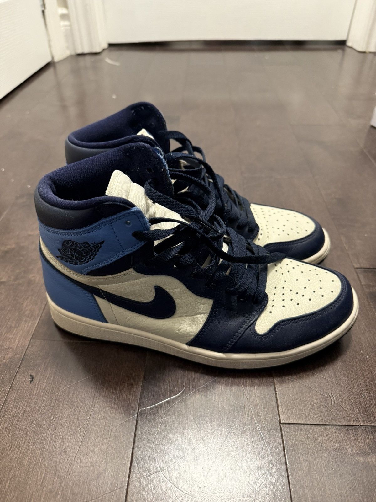 Jordan Brand Air Jordan 1 Obsidian Size US 9 / EU 42 - 6 Thumbnail