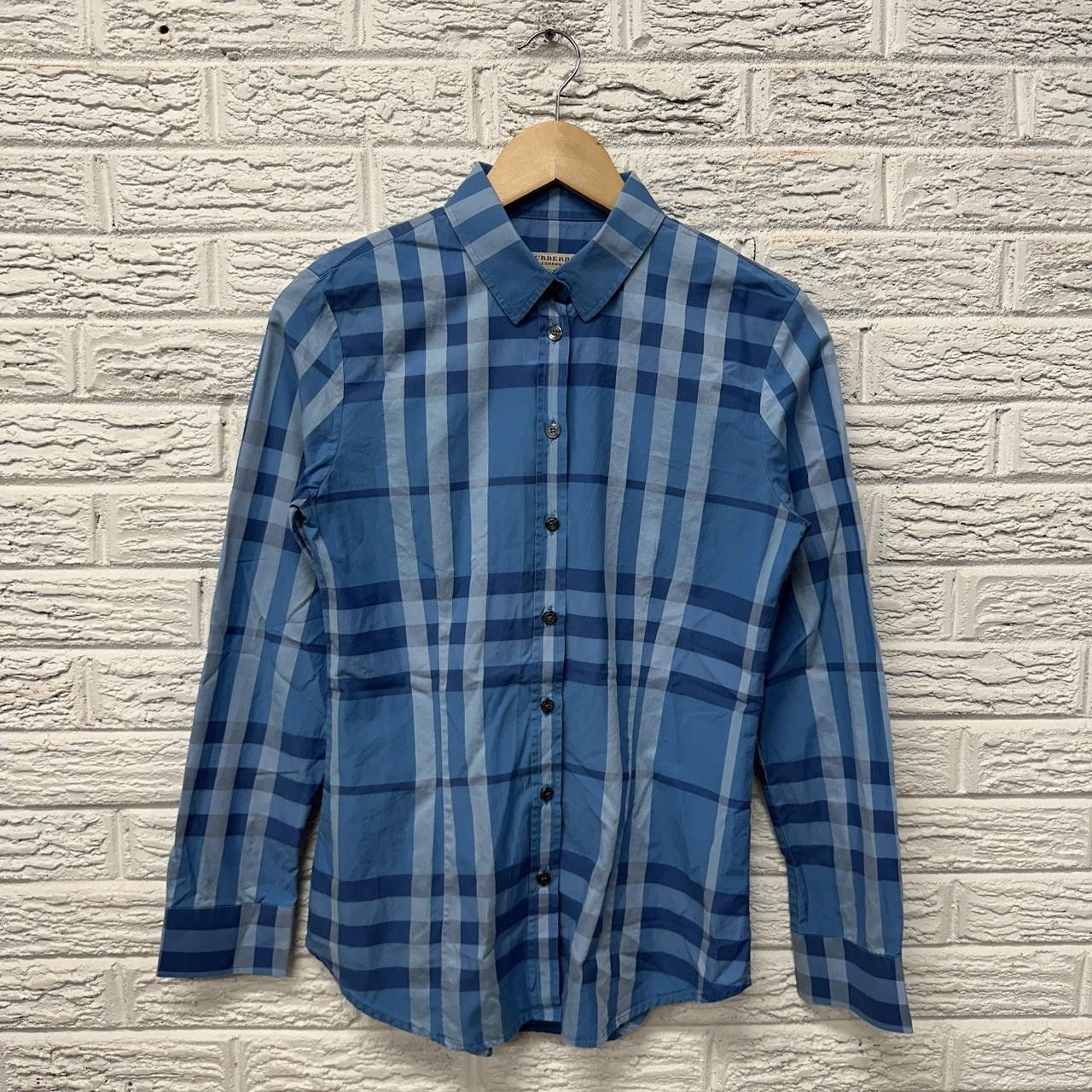 Burberry Burberry London Button Up Plaid Check Shirt Women’s Size 4 Size S / US 4 / IT 40 - 2 Thumbnail