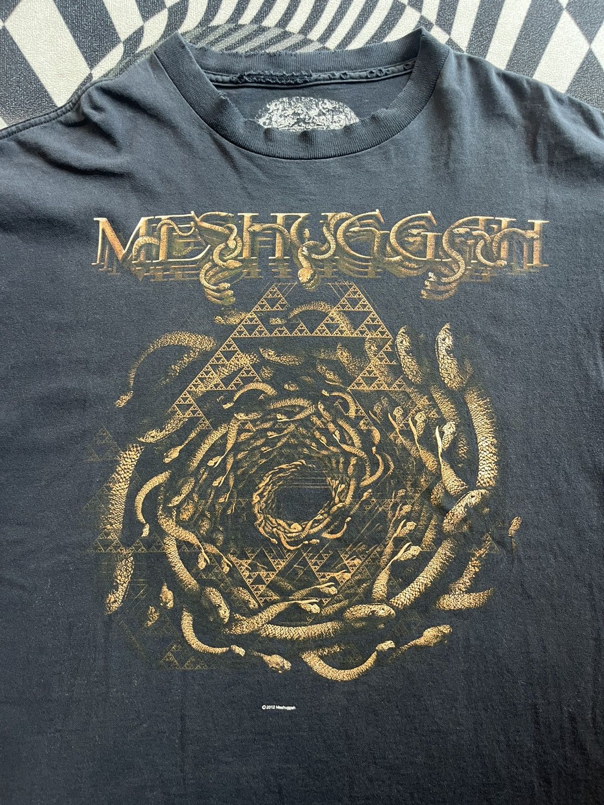 Band Tees Vintage MESHUGGAH 2012’s Band ( very worn ) Tshirt Size US XL / EU 56 / 4 - 6 Thumbnail