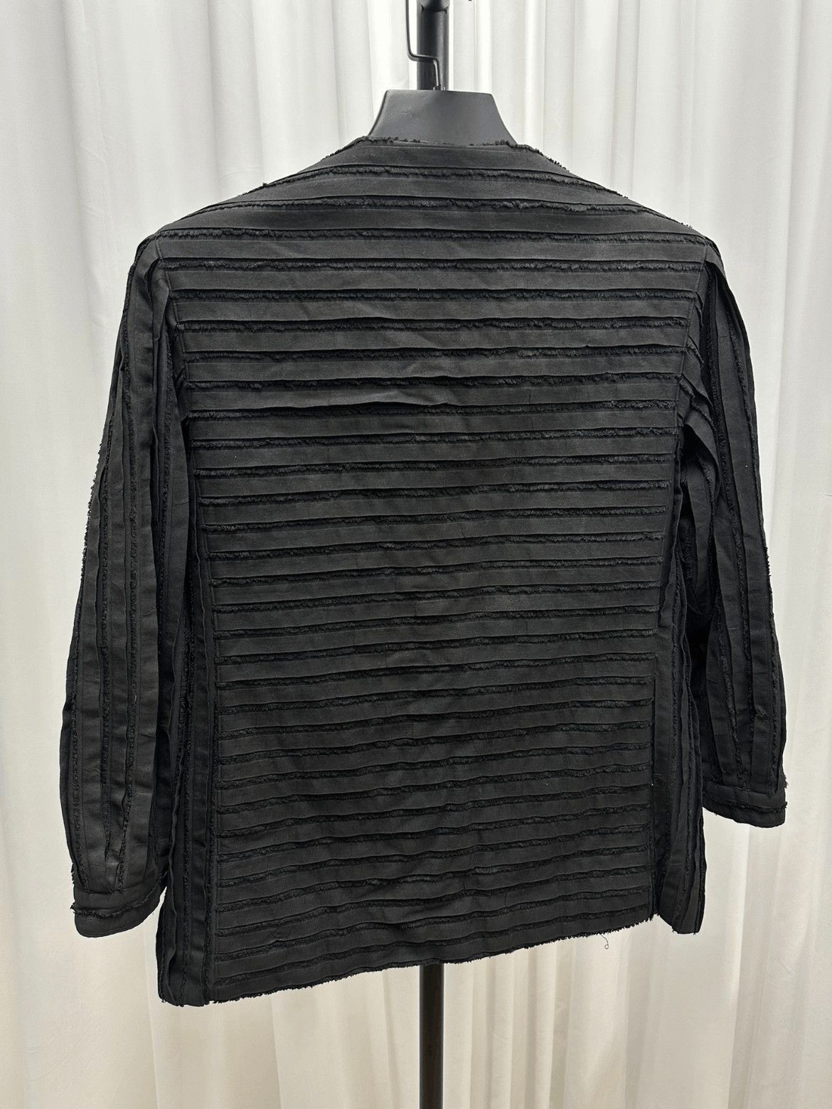 Issey Miyake Sz 9 Issey Miyake 197-2507 Size US M / EU 48-50 / 2 - 3 Thumbnail