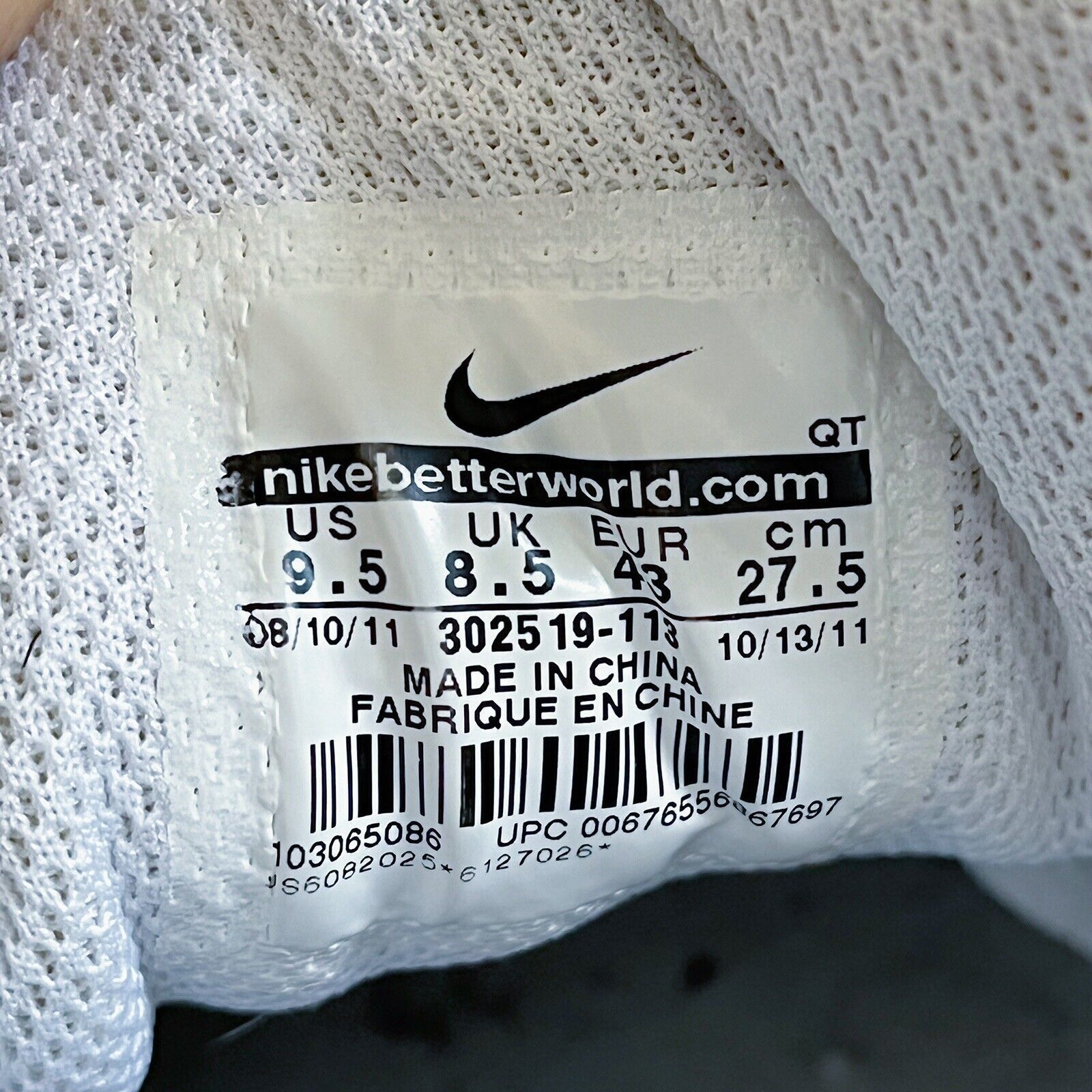 Nike 2011 Nike Air Max 90 Leather VTG Rare 302519 113 Sz 9.5 Size US 9.5 / EU 42-43 - 8 Thumbnail