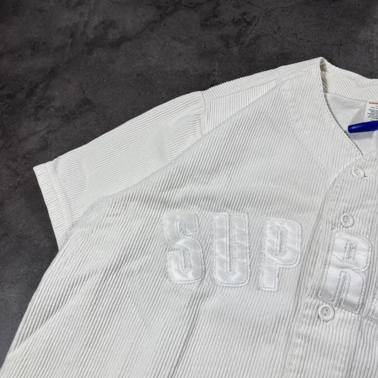 Supreme Supreme SS18 Corduroy Baseball Jersey Tee Tshirt Never Worn Size US XL / EU 56 / 4 - 4 Thumbnail