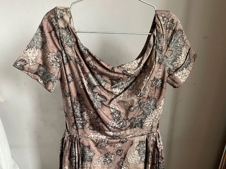 Vivienne Westwood Vivienne Westwood Grape printed bodice dress Size XS / US 0-2 / IT 36-38 - 3 Thumbnail