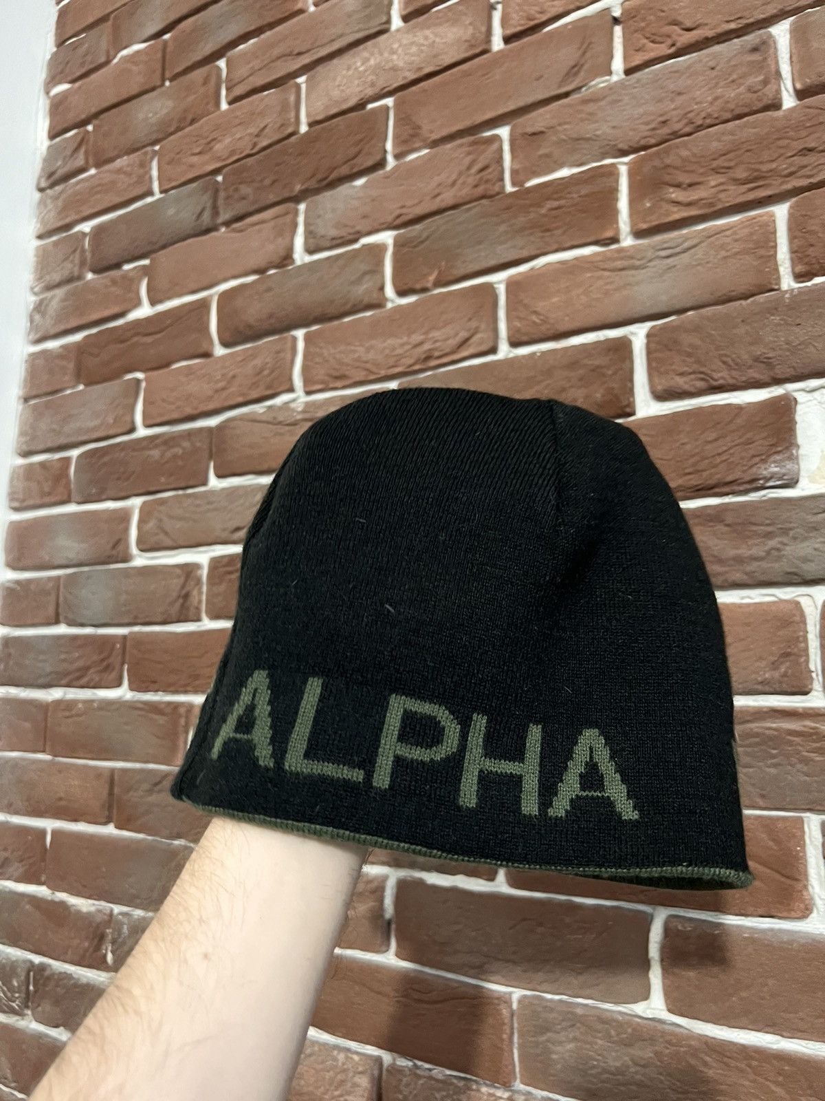 Alpha Industries Rare Alpha Industries Green Black Beanie Hat Hype Streetwea Size ONE SIZE - 2 Thumbnail