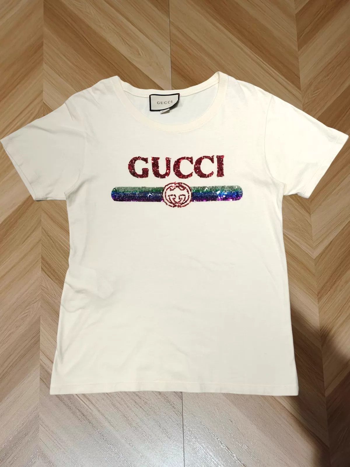 Gucci GUCCI XXS Sequin Logo Short Sleeve Tee Size XXS / US 00 / IT 34 - 1 Thumbnail