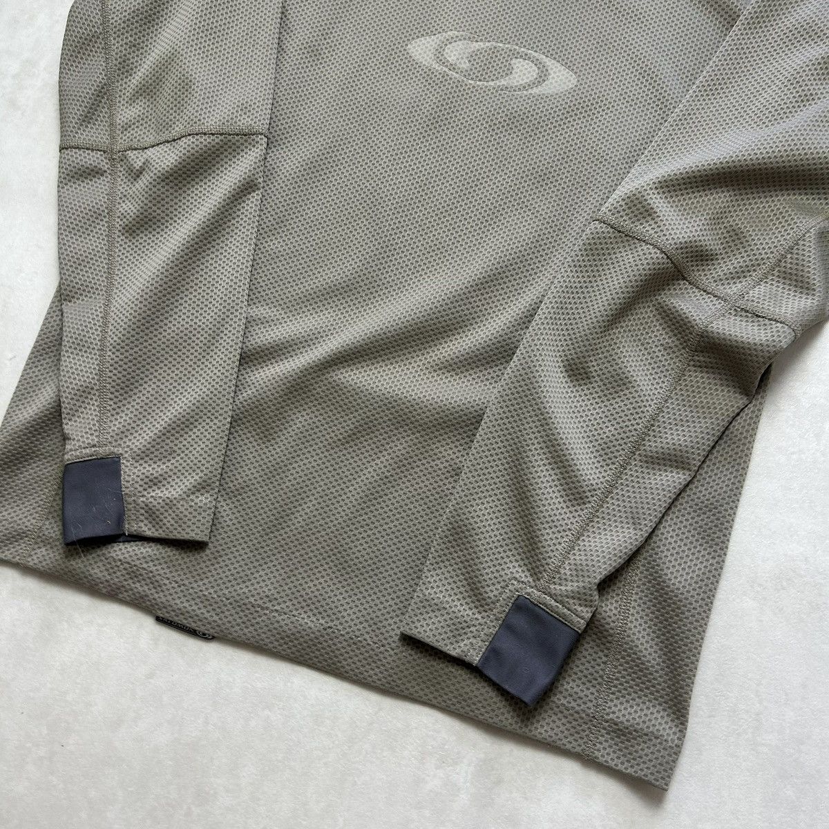 Salomon 00s Vintage Salomon Logo Tech Top Sweatshirt Crewneck M Size US M / EU 48-50 / 2 - 7 Thumbnail
