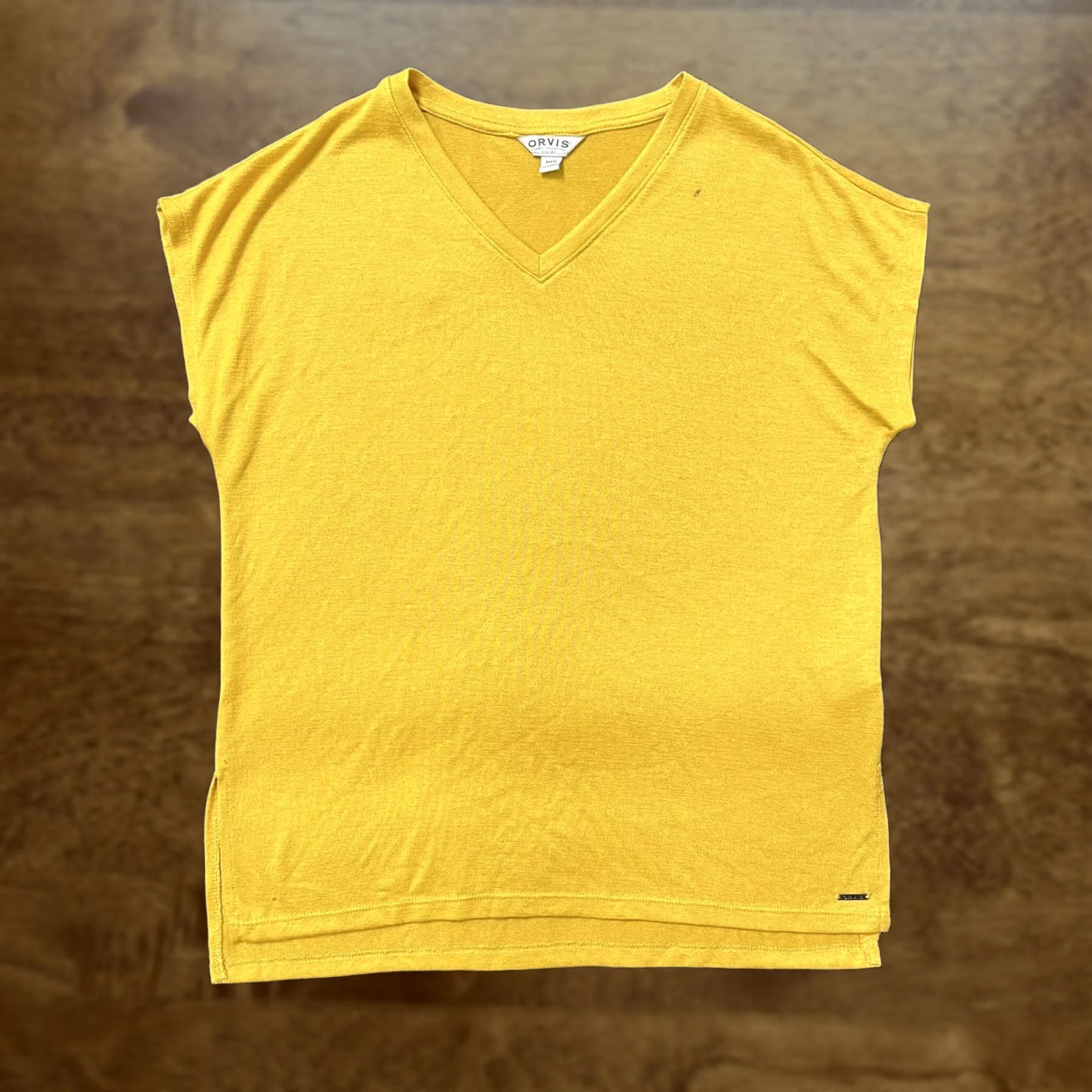Orvis Orvis Shirt Womens Small Yellow V-Neck Cap Sleeve Basic Tee Casual Top Size S / US 4 / IT 40 - 1 Thumbnail