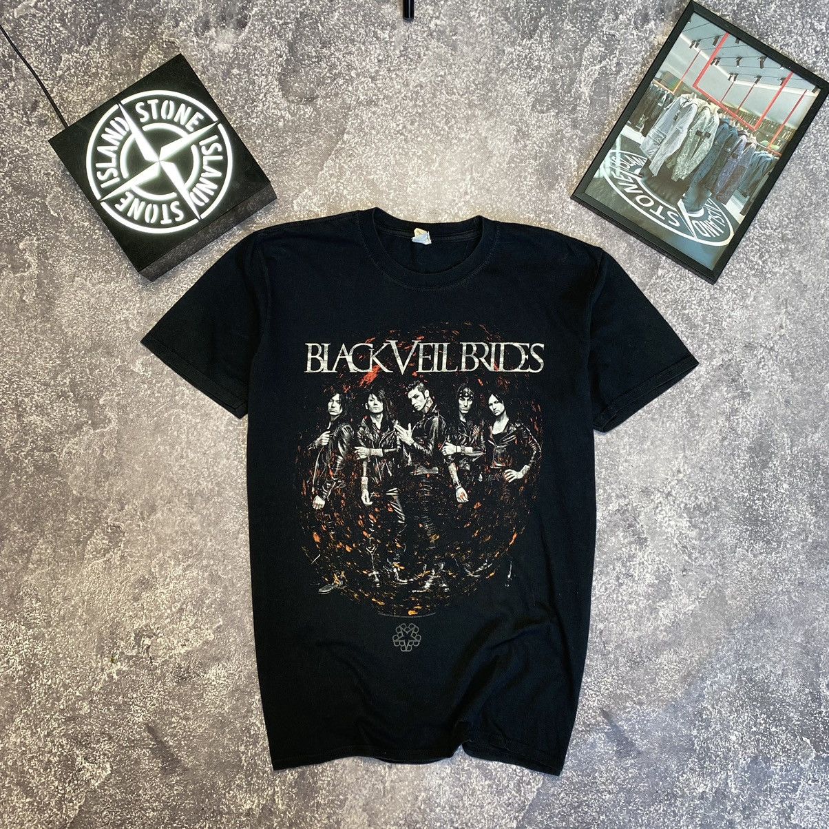 Band Tees Vintage Black Veil Brides 2014 Big Graphic logo band tee Size US XL / EU 56 / 4 - 1 Thumbnail