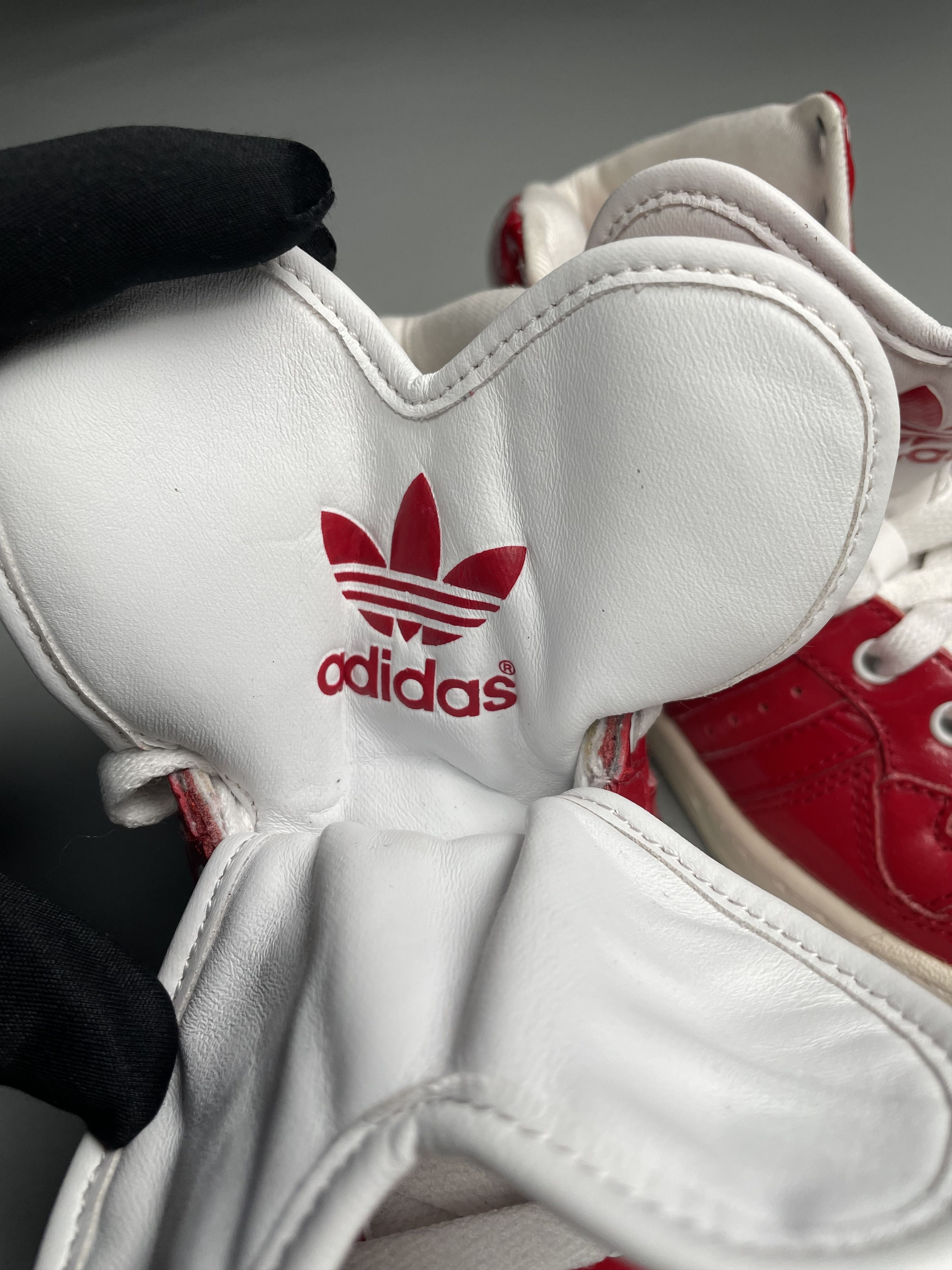 Adidas (Jeremy Scott style) 2012 adidas Metro Attitude Logo Heart Size US 5.5 / IT 35.5 - 9 Thumbnail