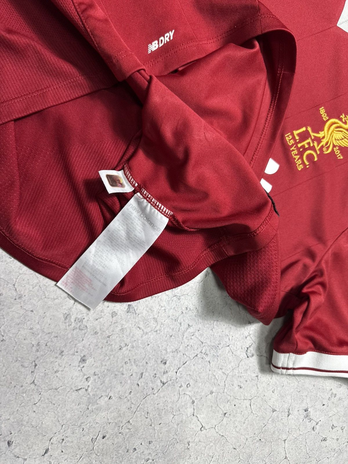New Balance New Balance FC Liverpool Vintage Soccer Jersey 2017/2018 Size US M / EU 48-50 / 2 - 10 Thumbnail