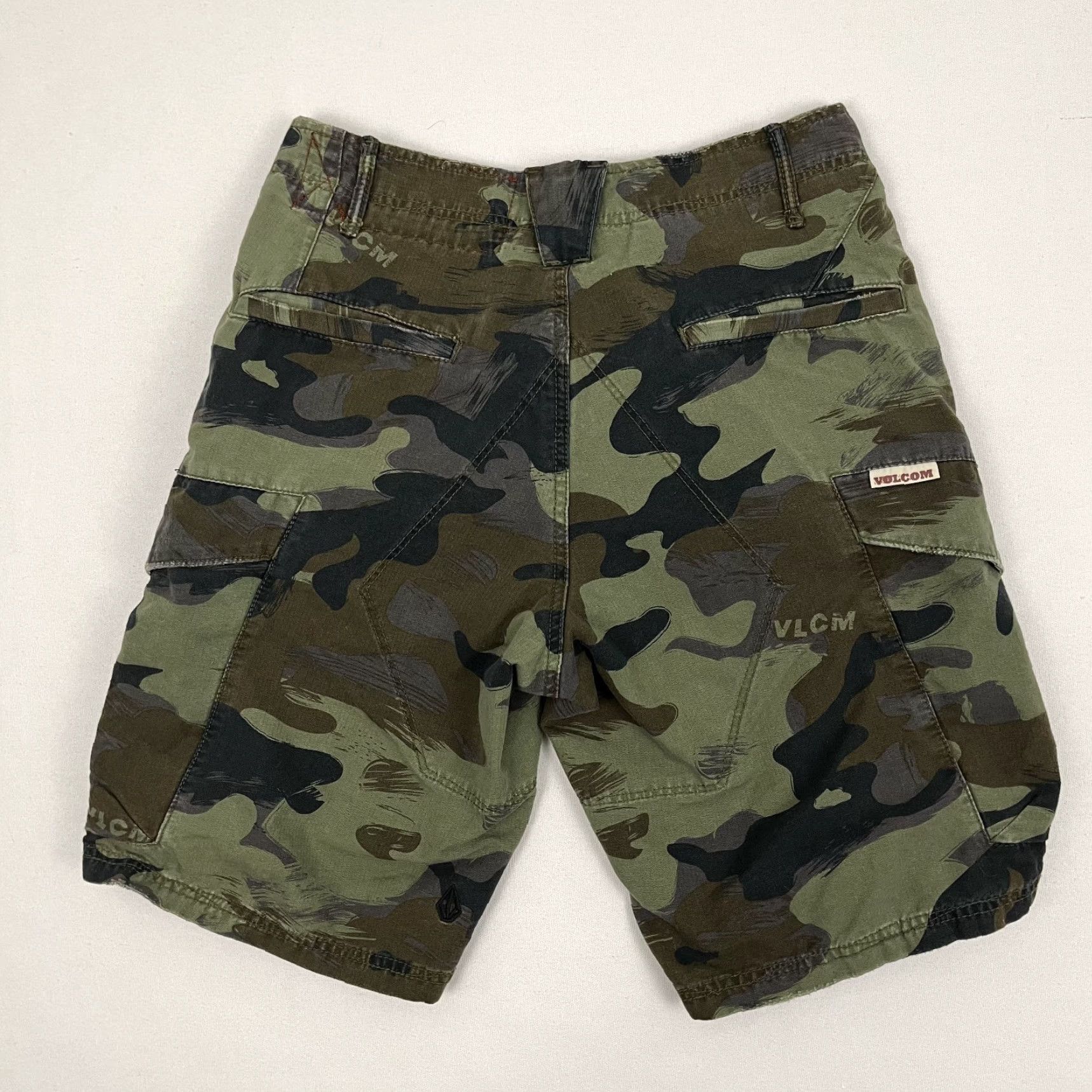 Volcom Volcom Shorts Cargo Scout Mens Size 28 x 9" Green Brown Camo Military Skater Y2K Size US 28 / EU 44 - 3 Thumbnail