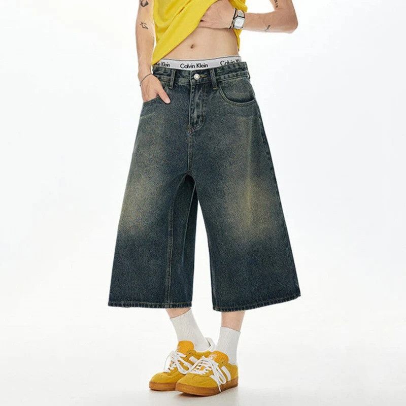 Men's Wide-Leg Denim Shorts with Contrast Stitching