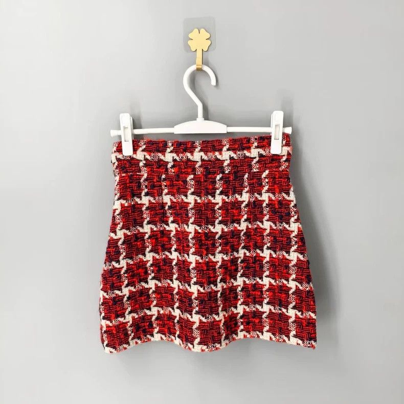 Gucci Gucci White and red braided plaid skirt Size 25" / US 0 / IT 36 - 2 Thumbnail